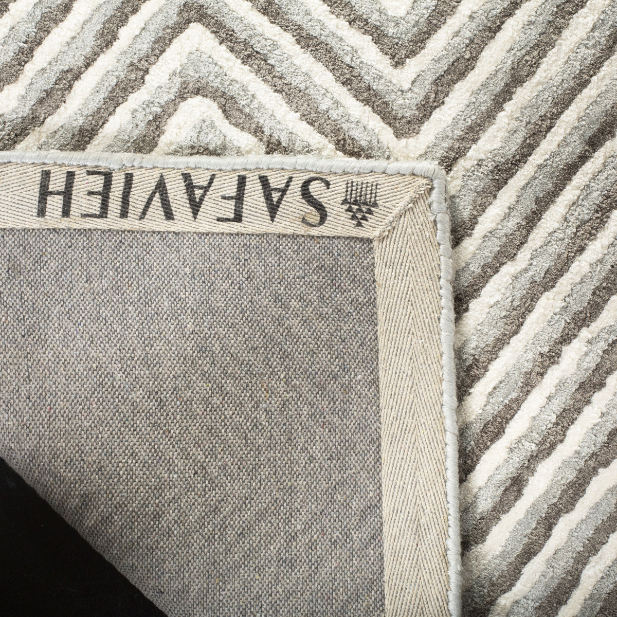 IVORY / GREY