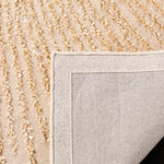 Beige / Beige