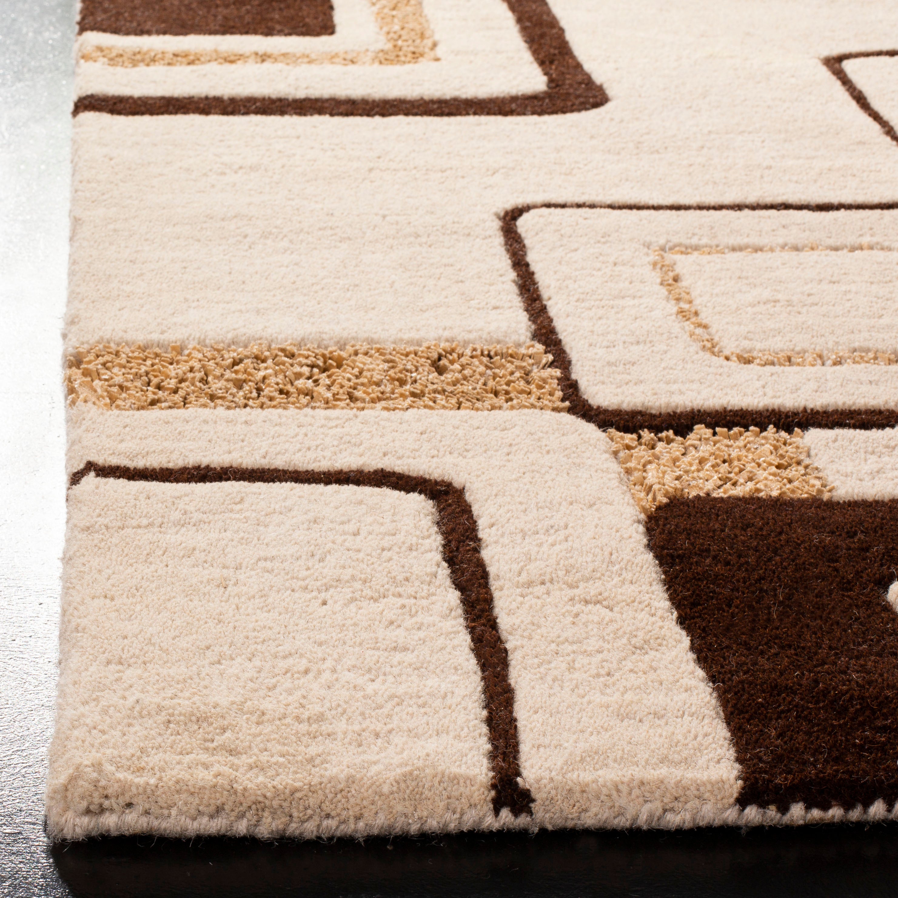Beige / Brown