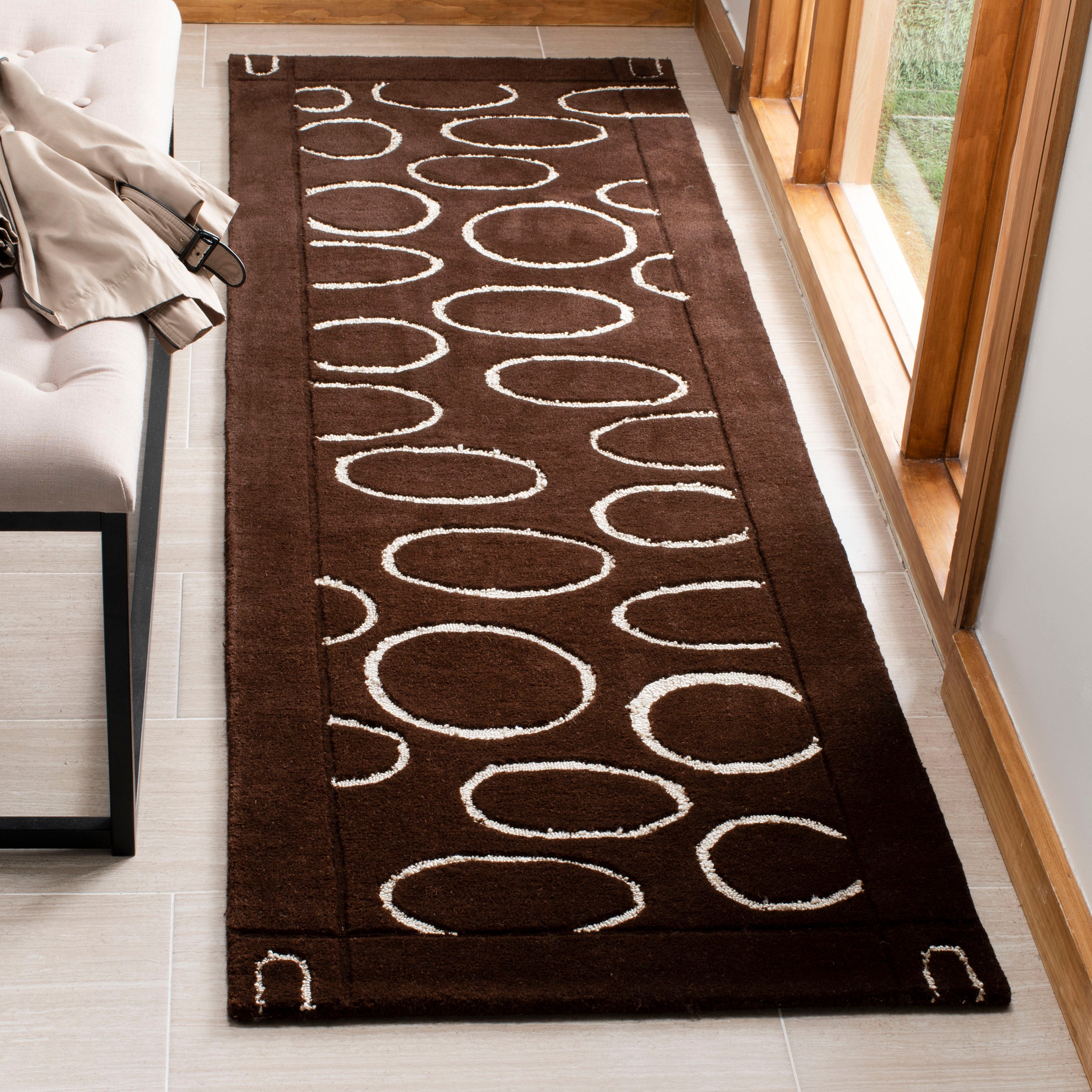 Brown / Ivory