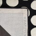BLACK / IVORY