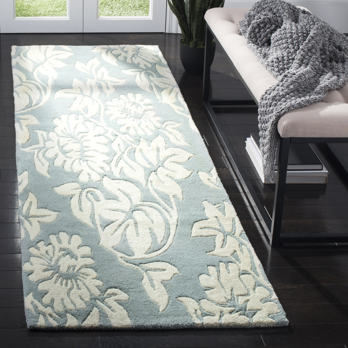 BLUE / IVORY