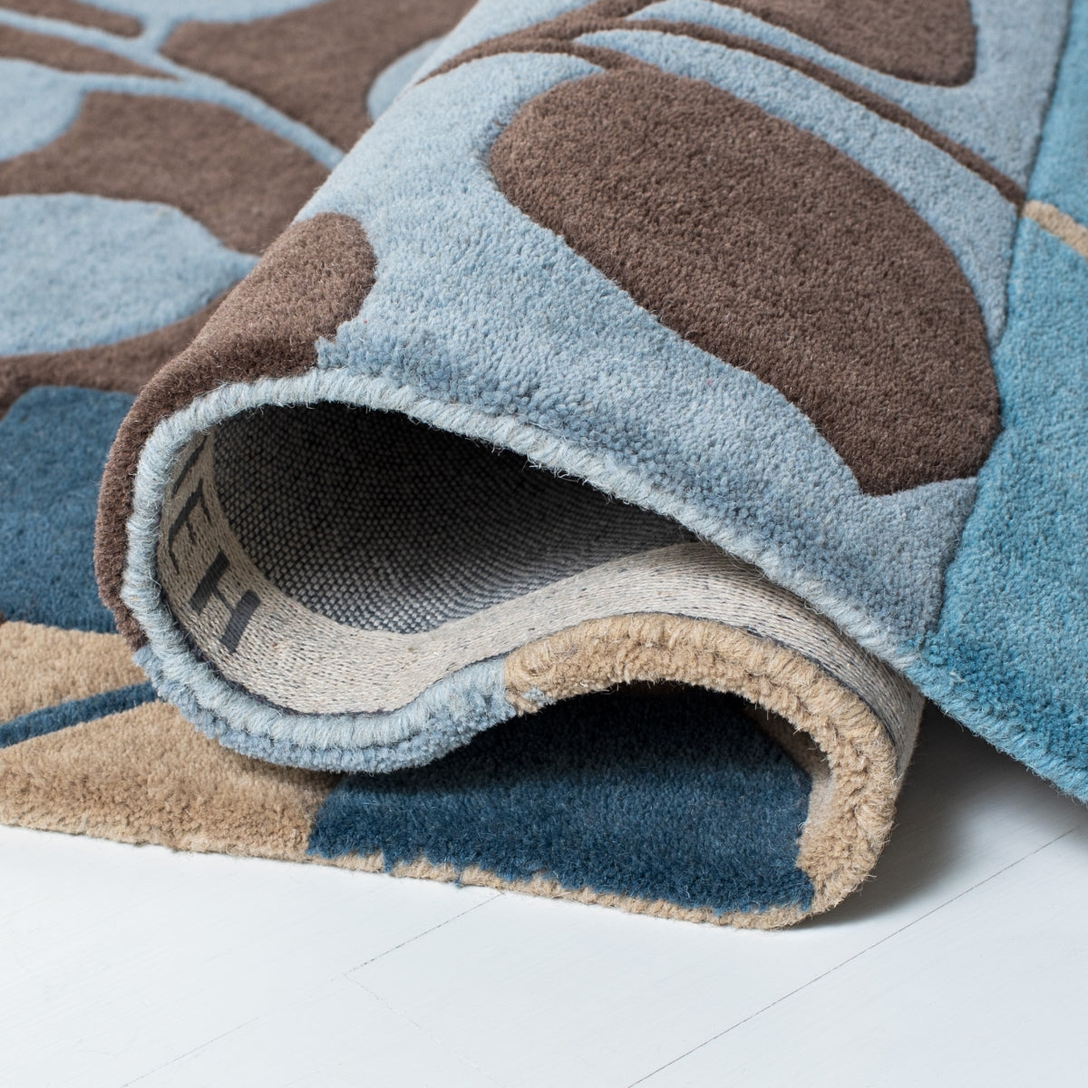 BROWN / BLUE