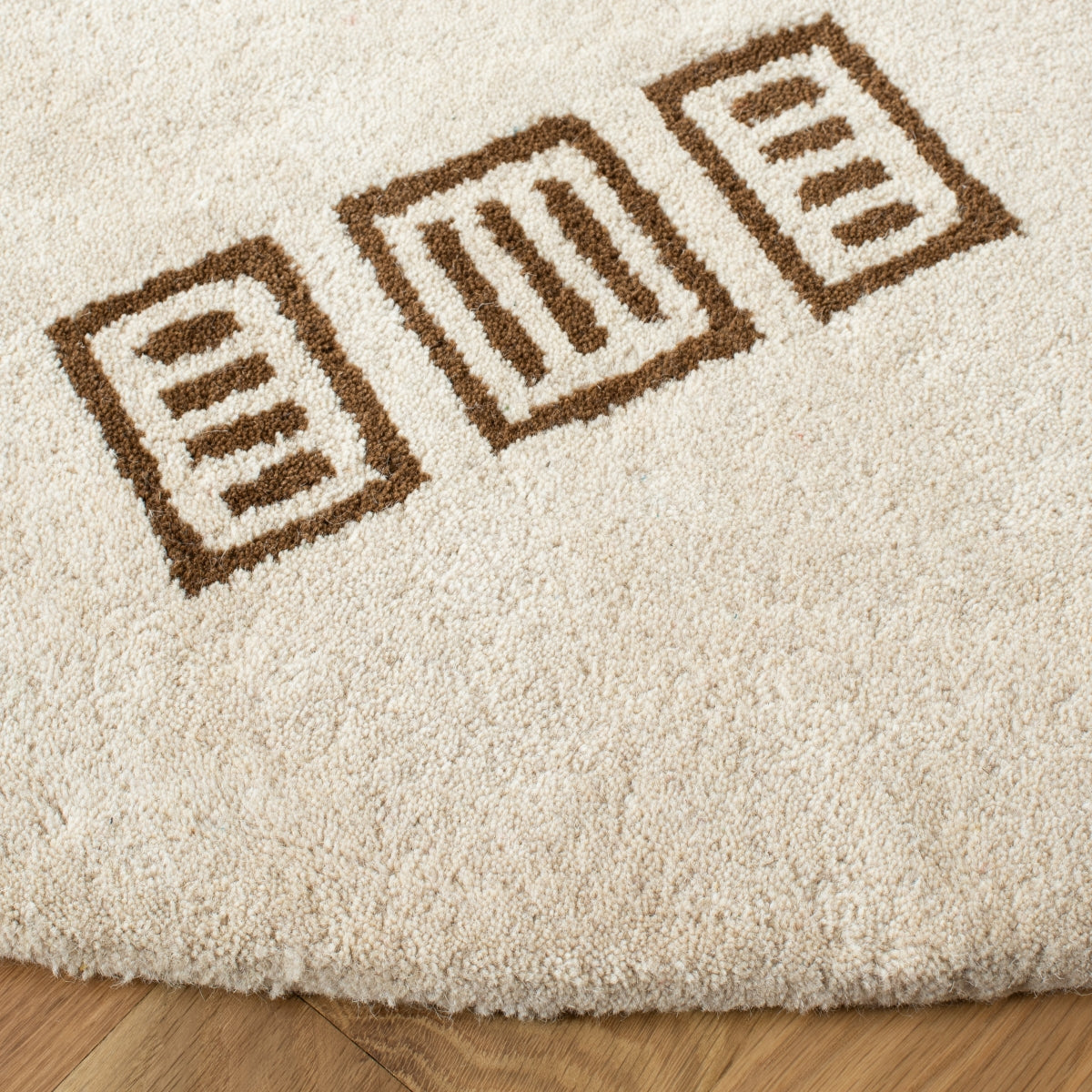 BEIGE / BROWN