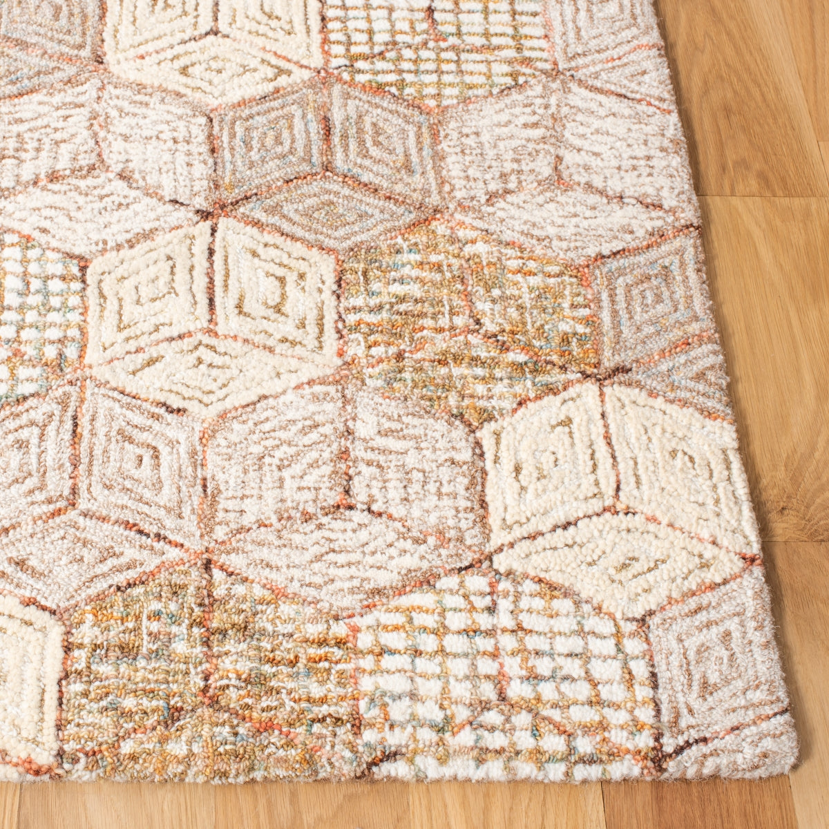 BEIGE / TAUPE