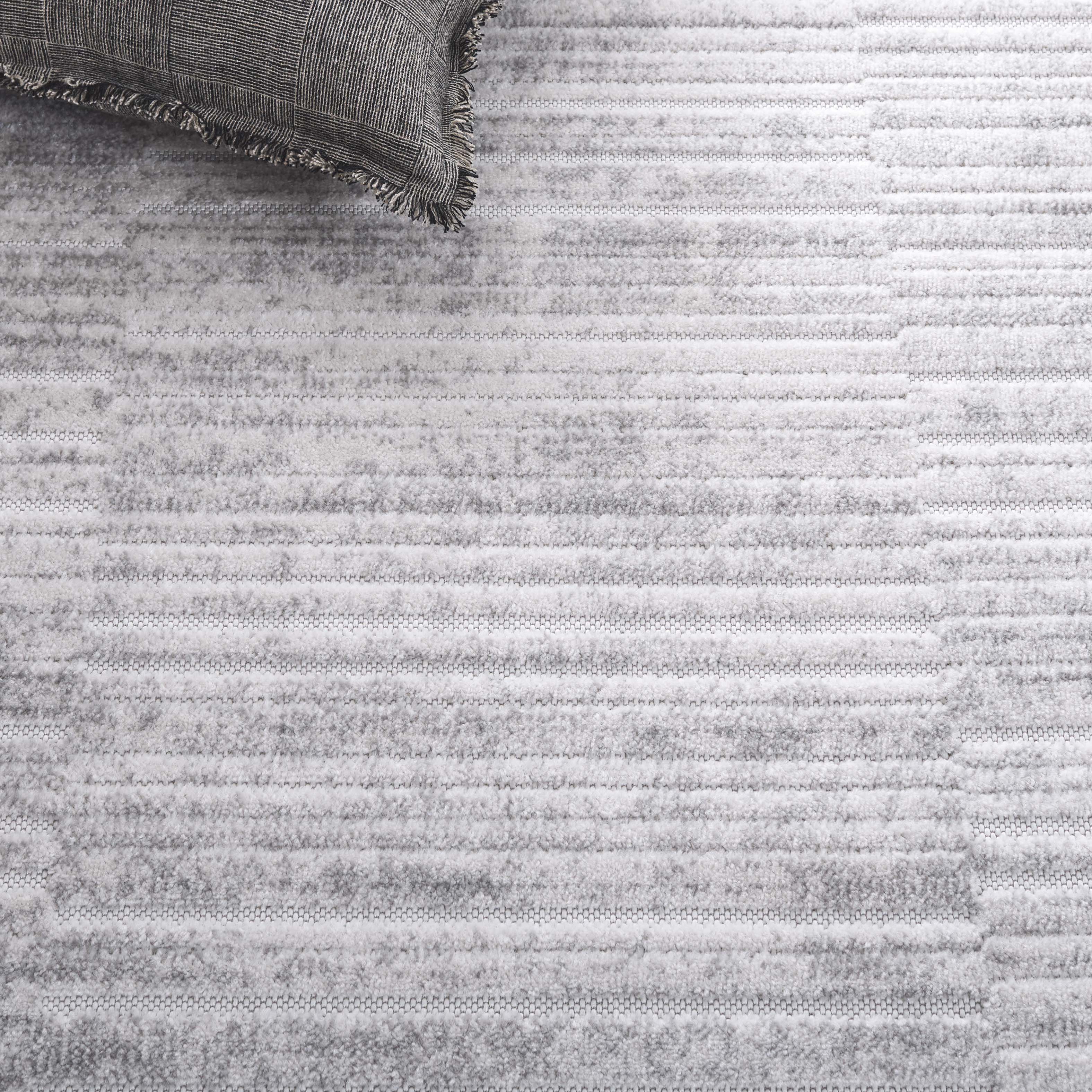 STELLA 101 – IVORY / GREY