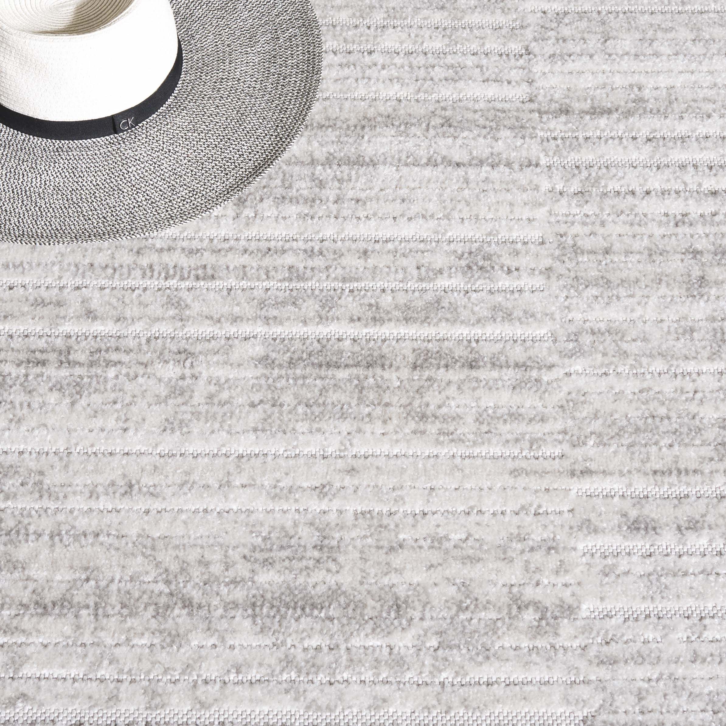 STELLA 101 – IVORY / GREY
