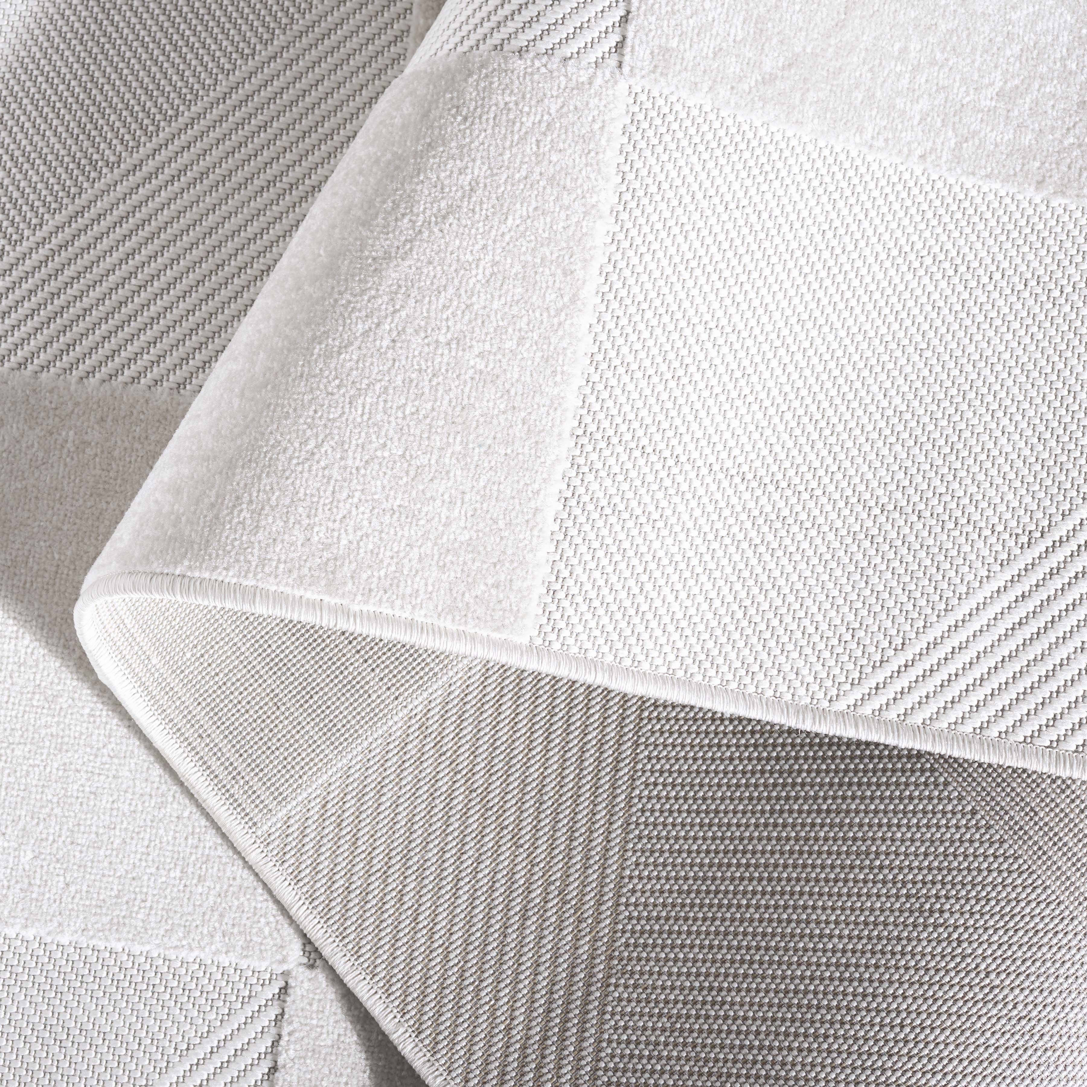 STELLA 102 – IVORY