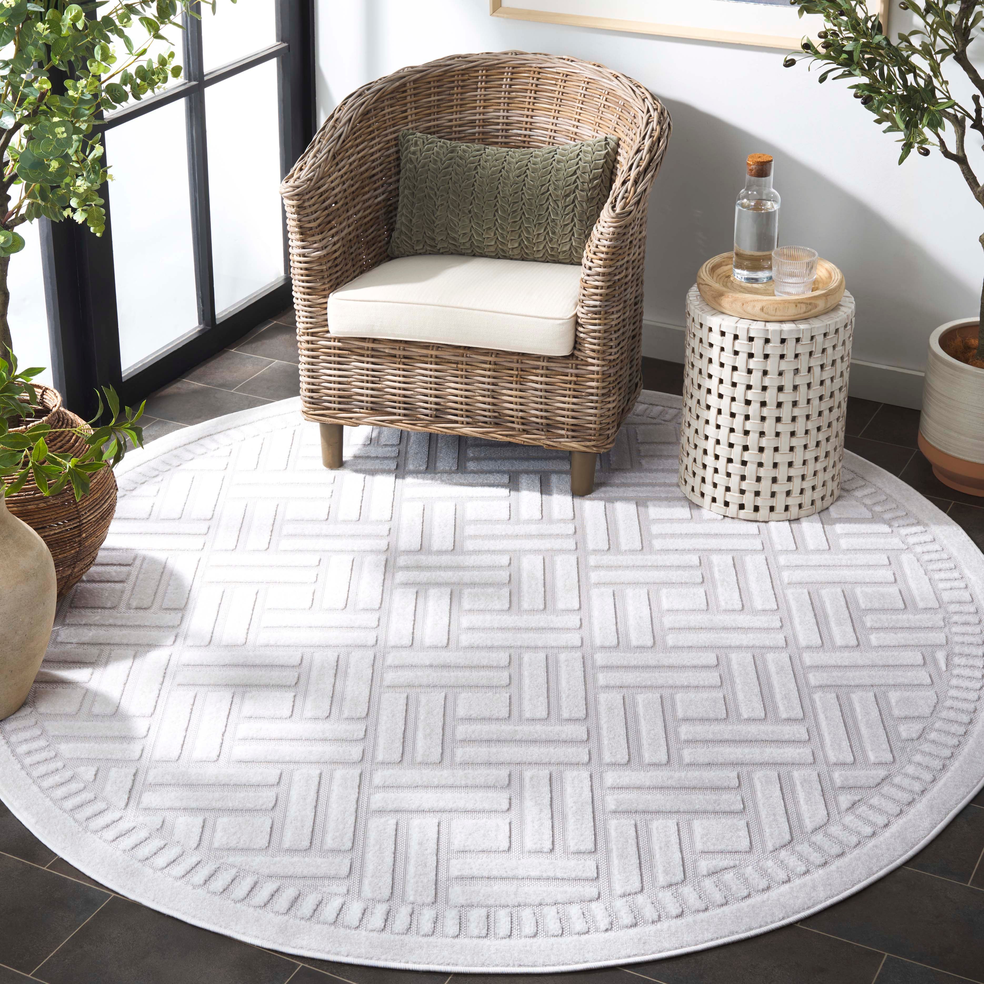 STELLA 130 – IVORY