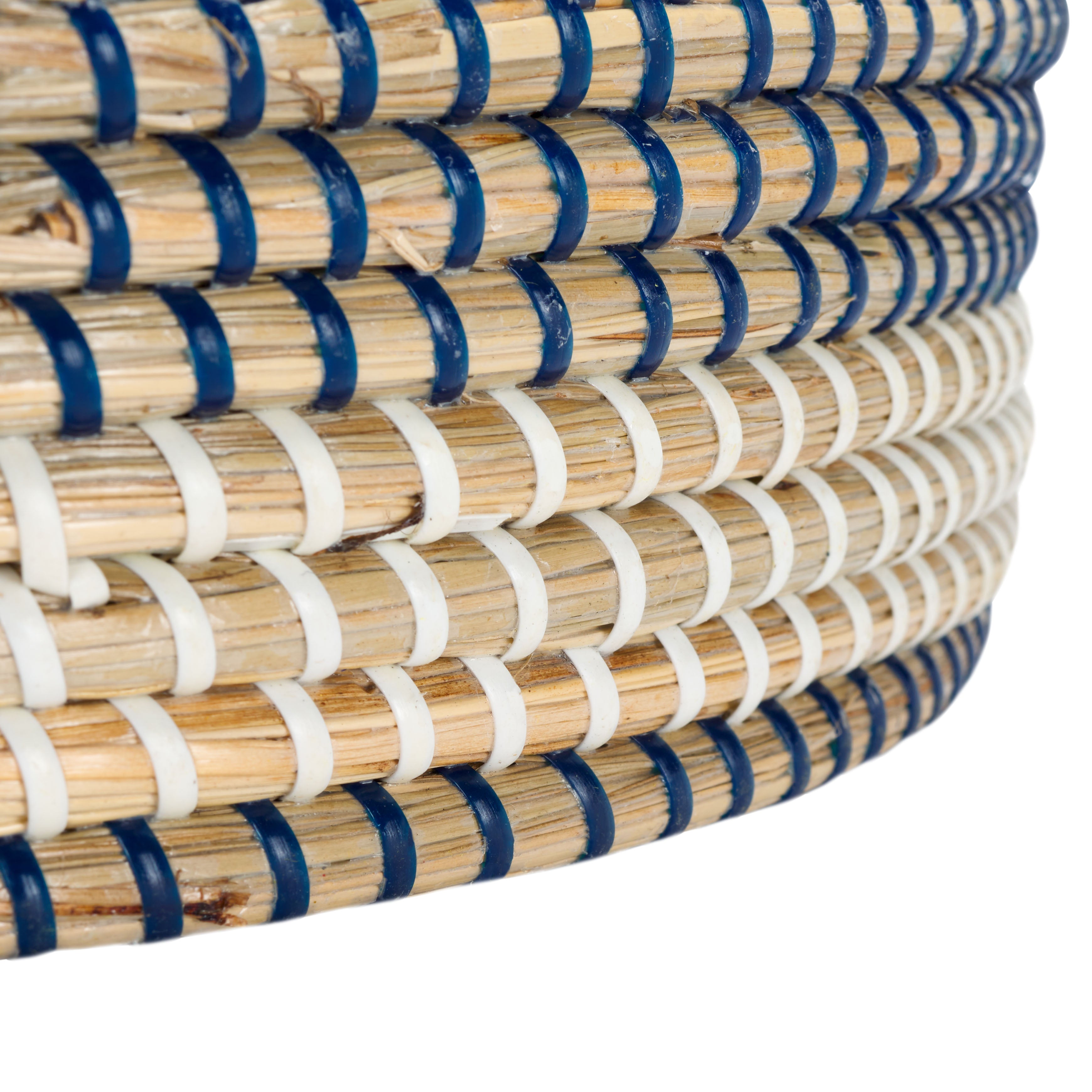 Safavieh Hawley Round Tray, STG1809 - White / Blue