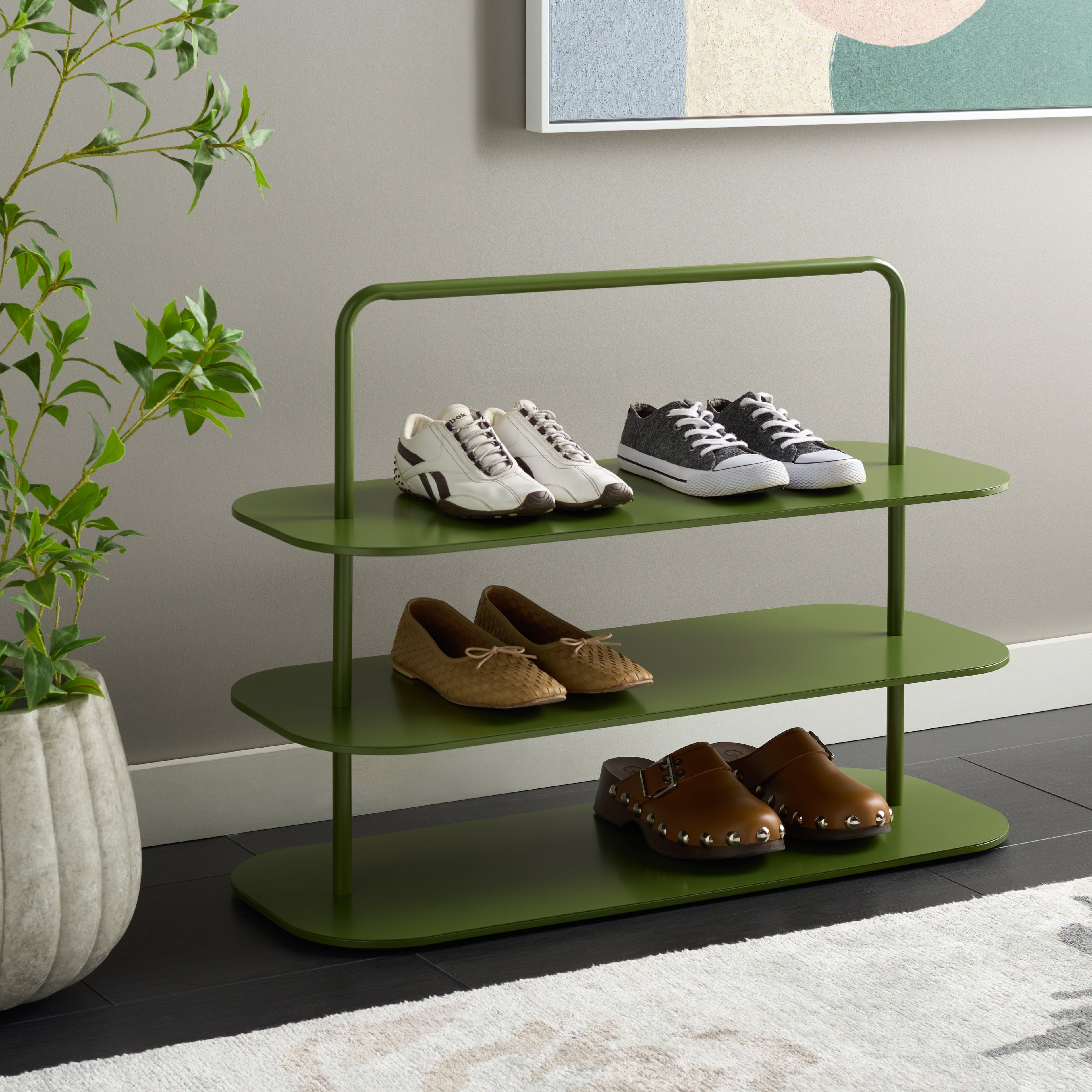 GREEN