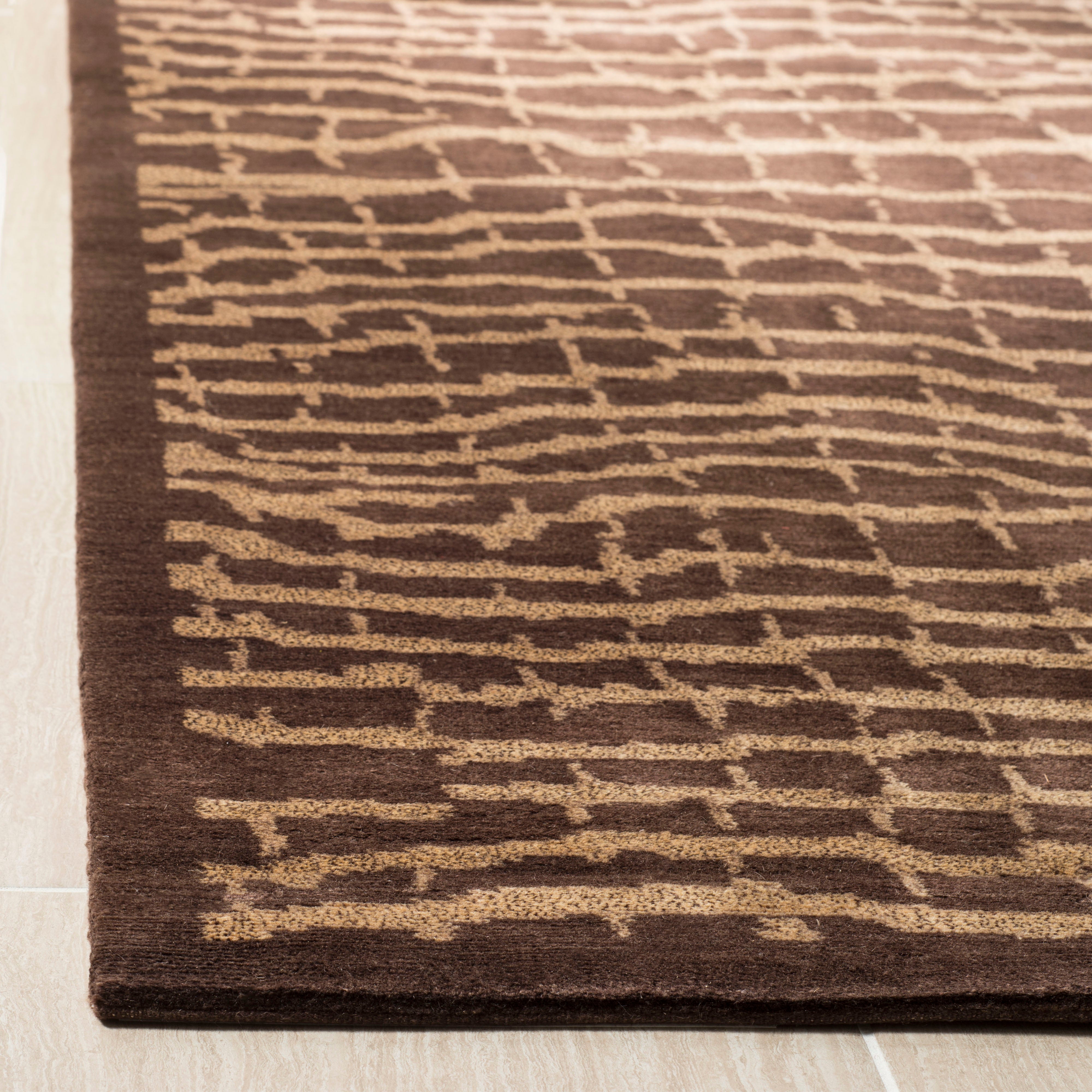 BROWN / BEIGE