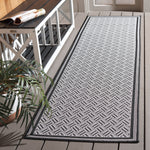 TERRACE 800 BLACK / WHITE