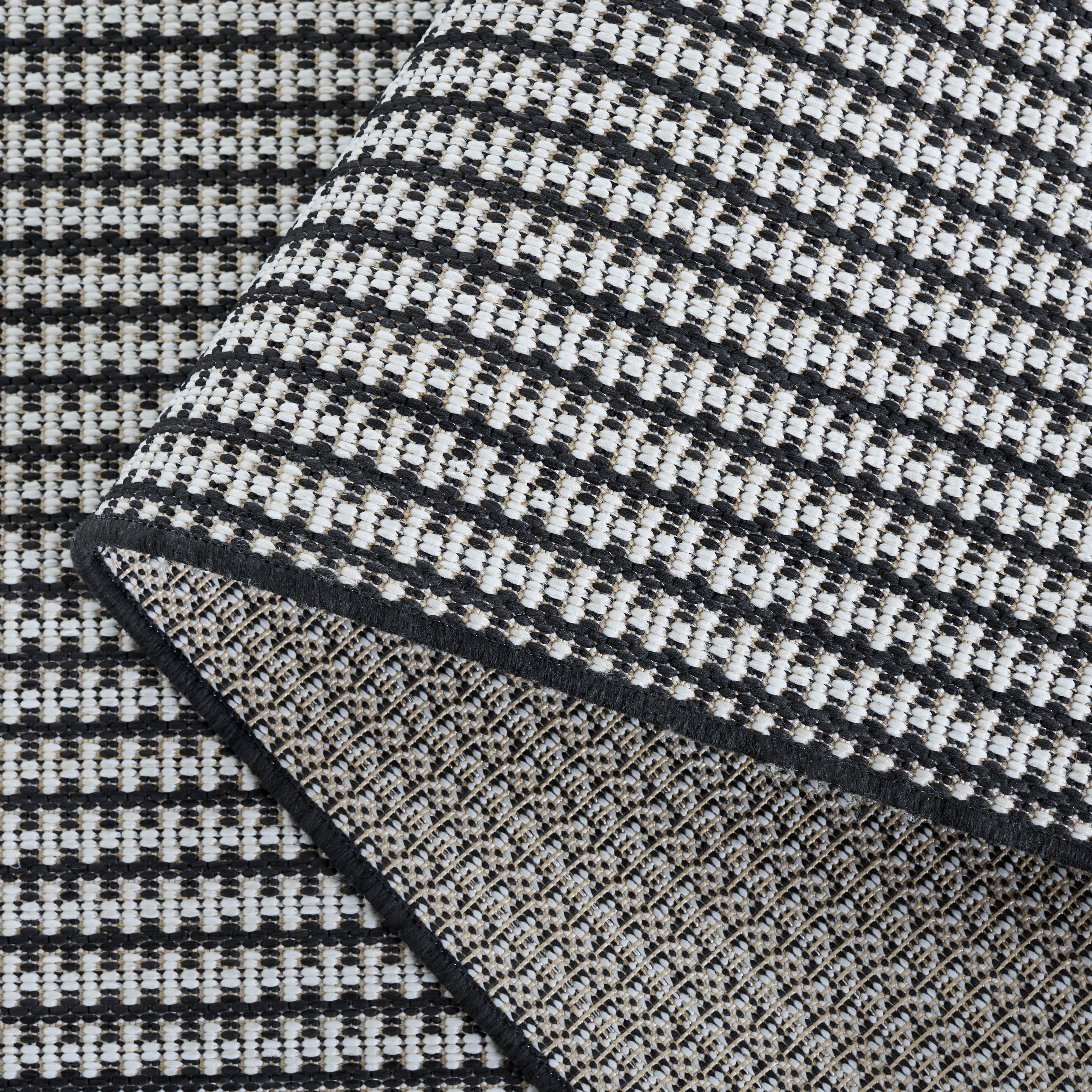 TERRACE 802 BLACK / WHITE