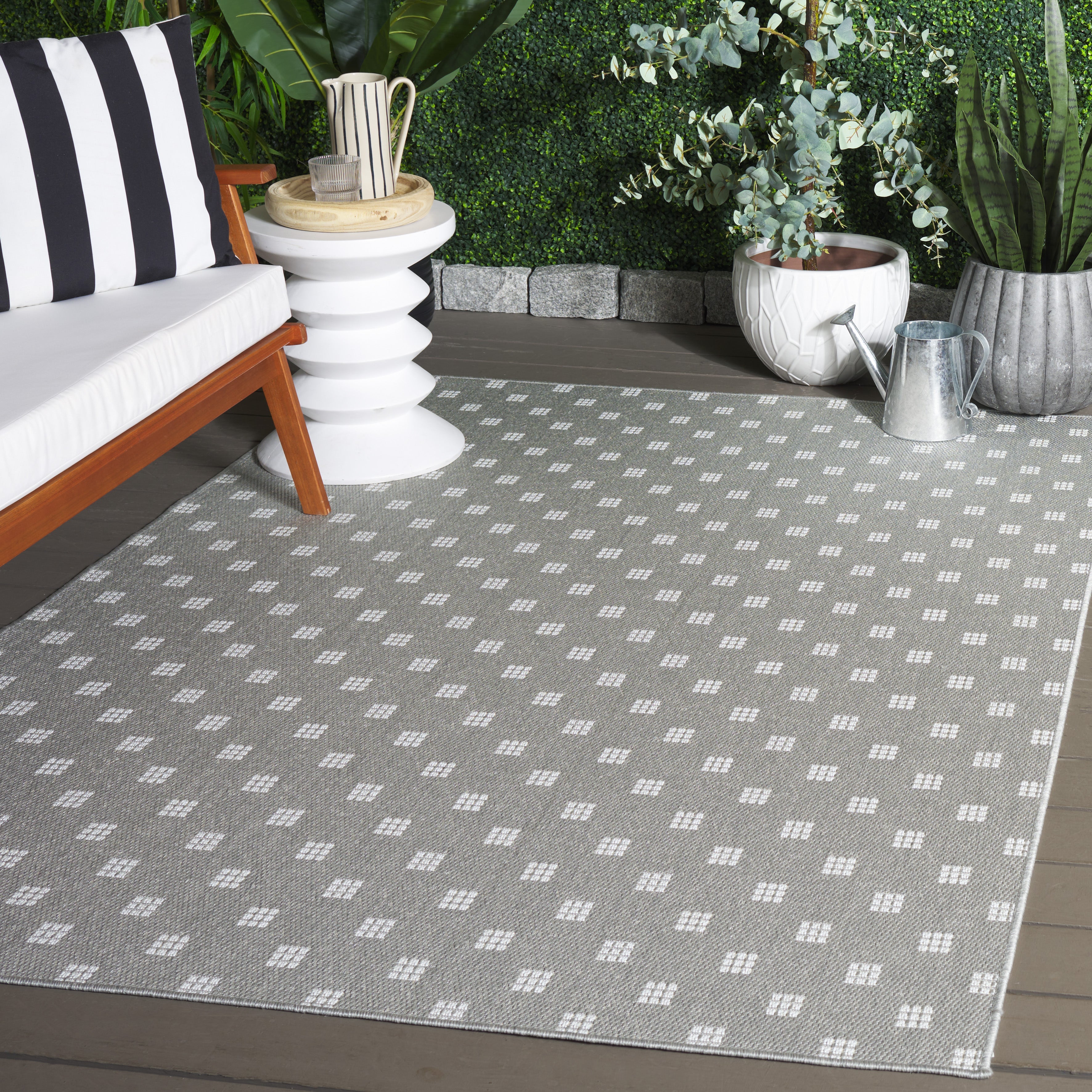 TERRACE 806 GREY / IVORY