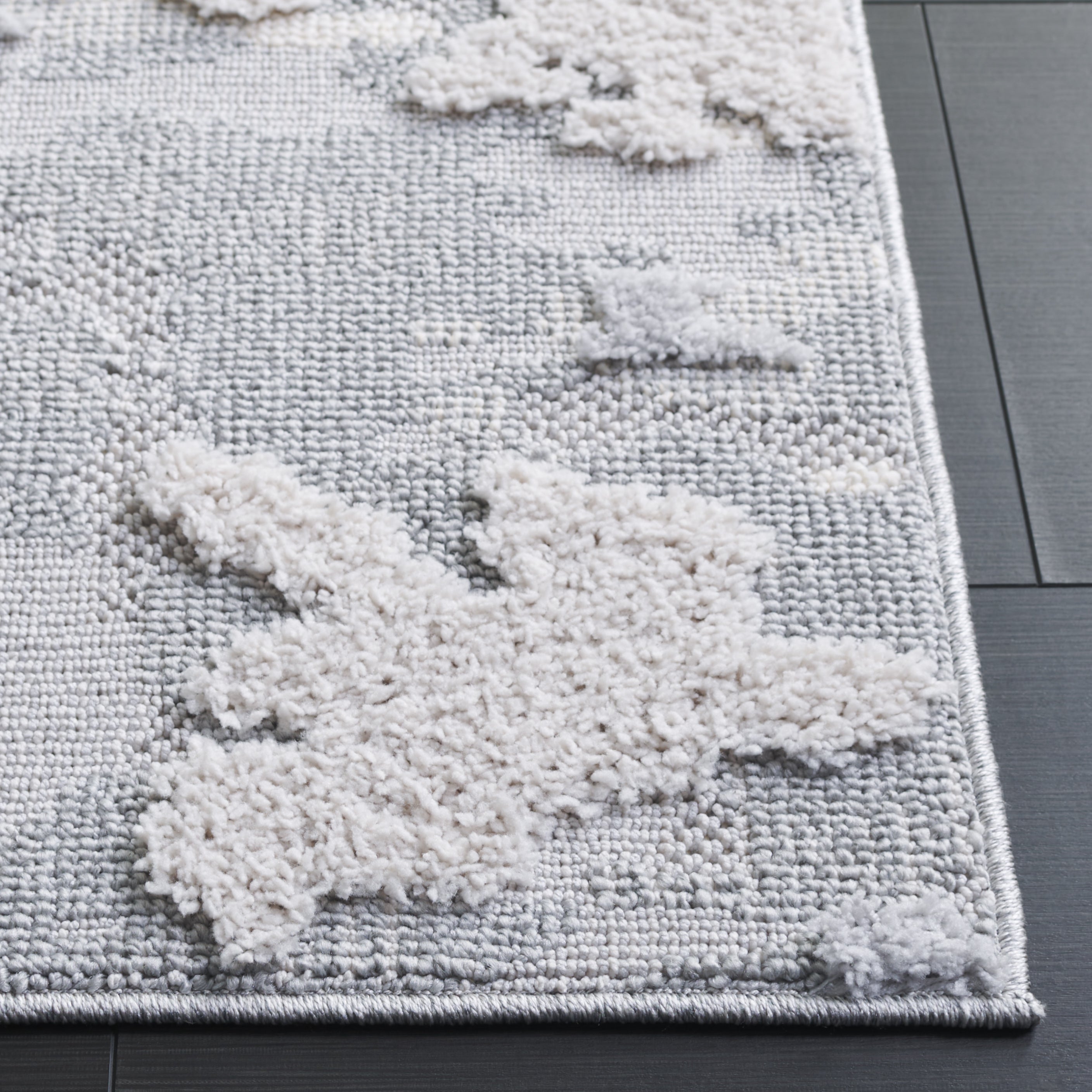 TRENDS 100 – IVORY / GREY