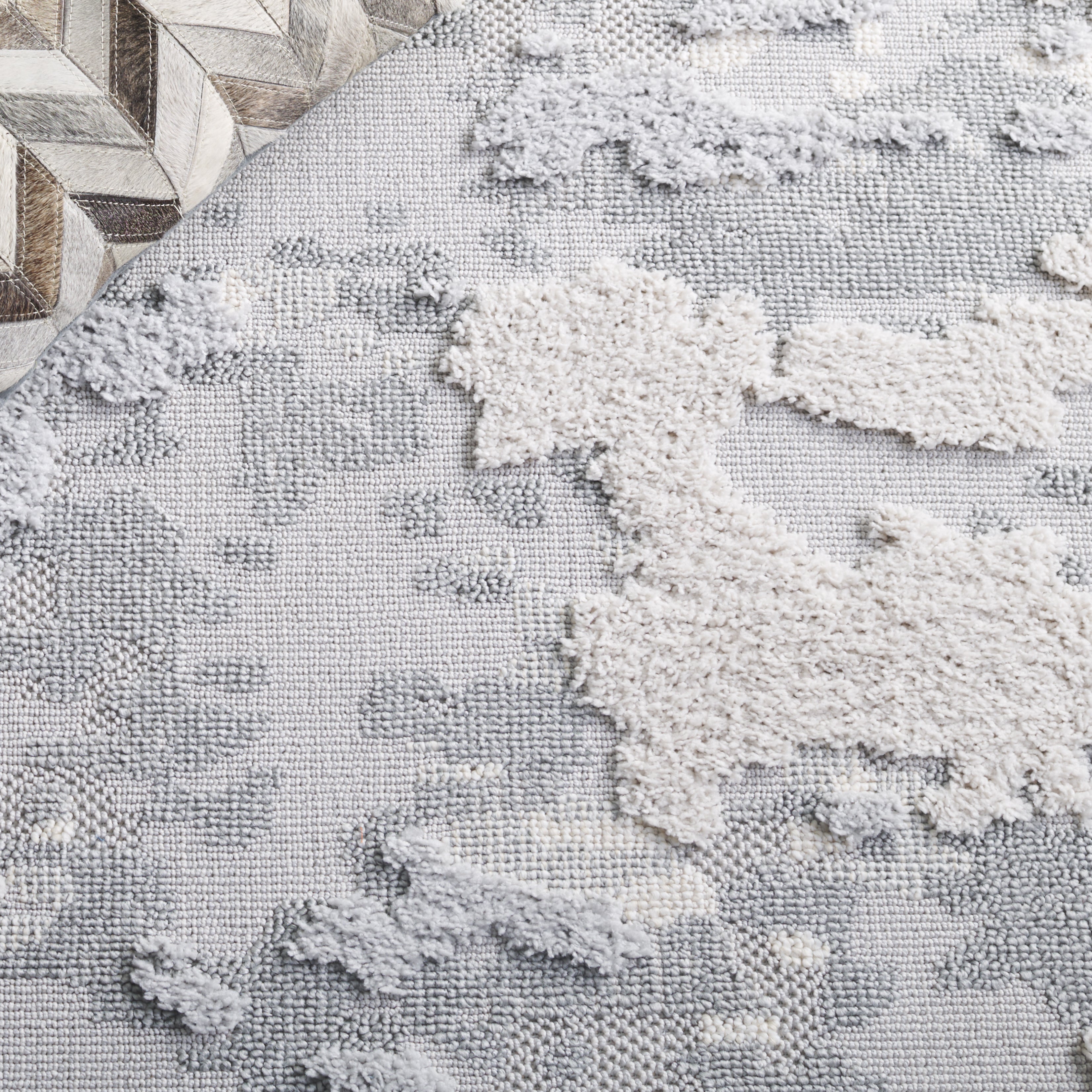 TRENDS 100 – IVORY / GREY