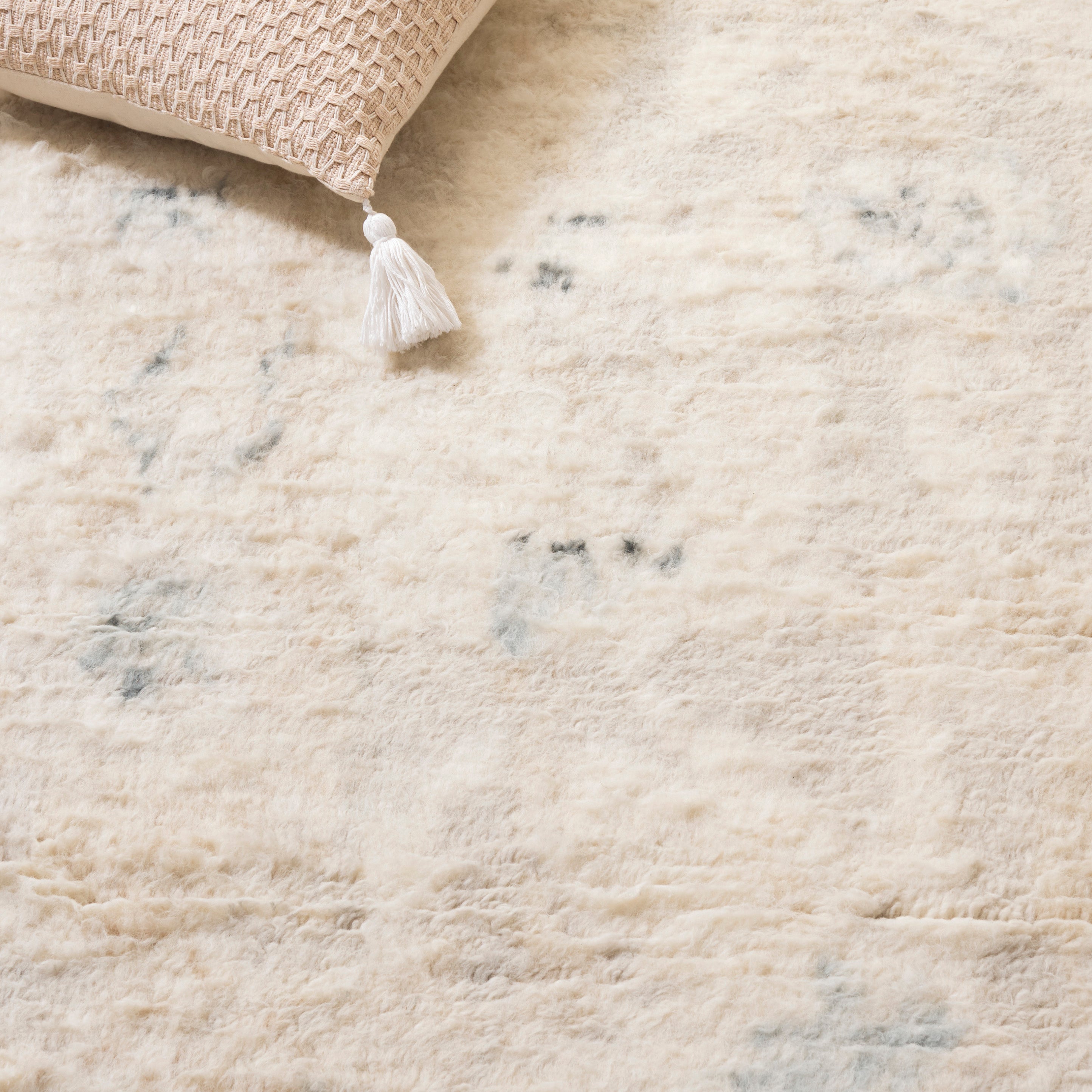 LIGHT BLUE / BEIGE