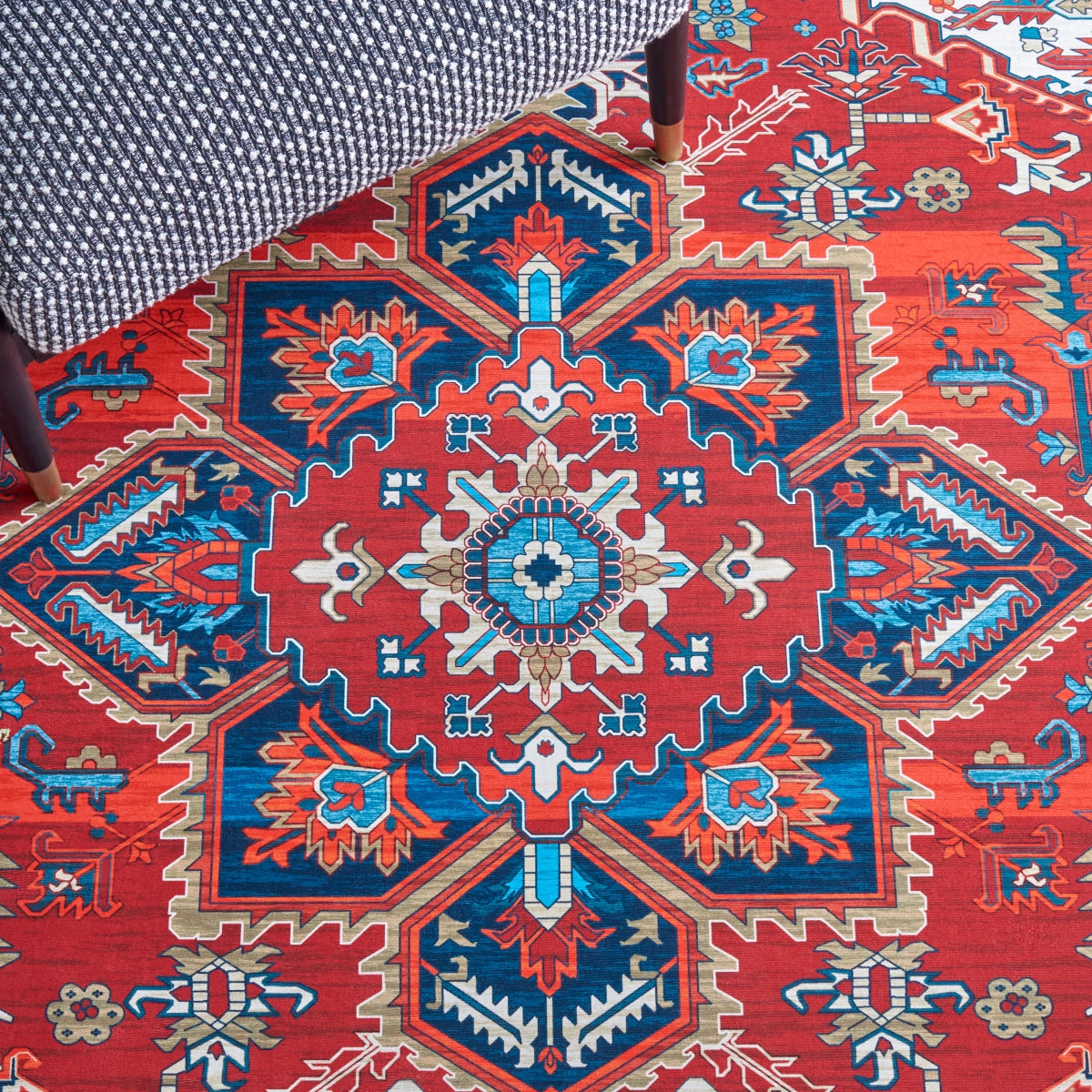 RED / BLUE