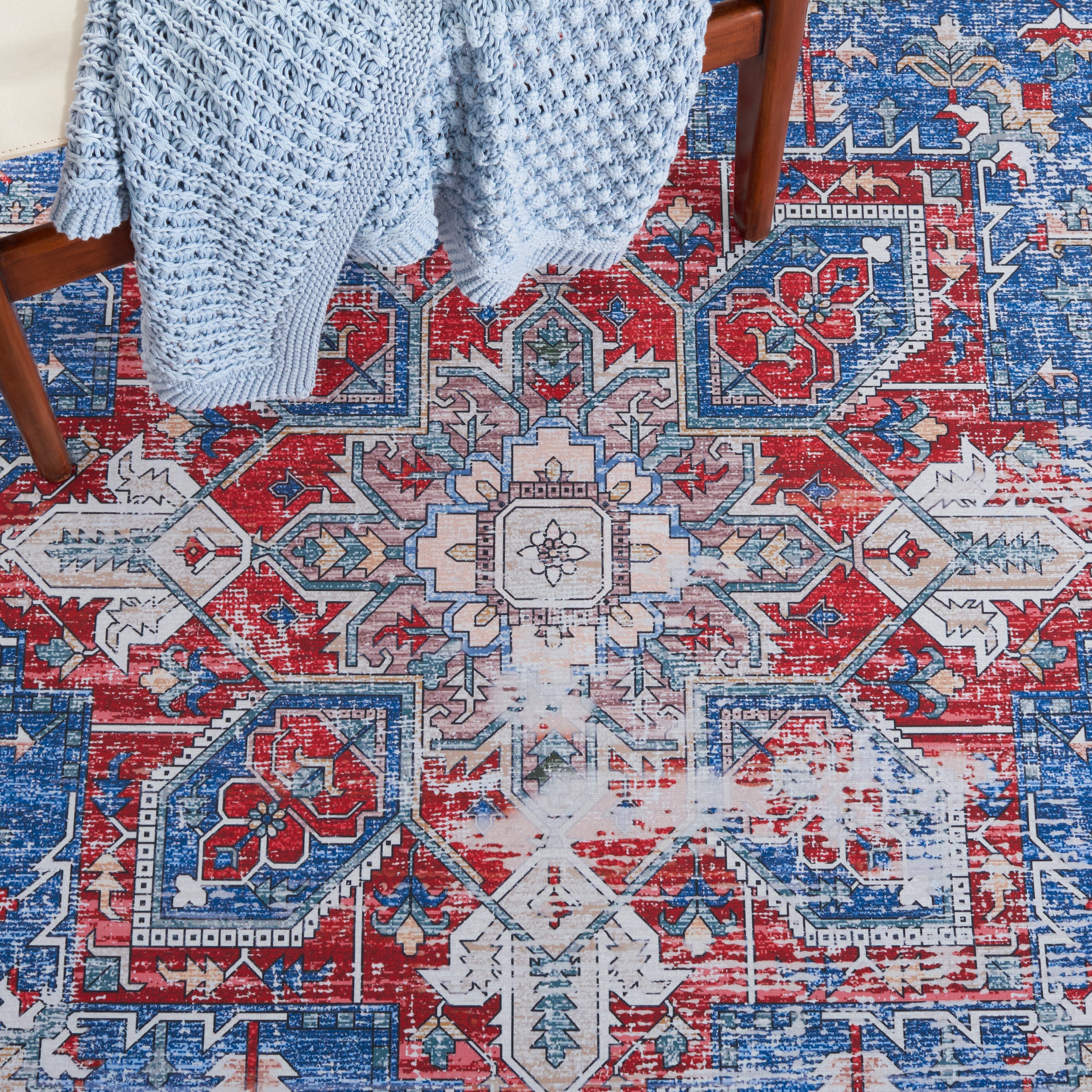 BLUE / RED