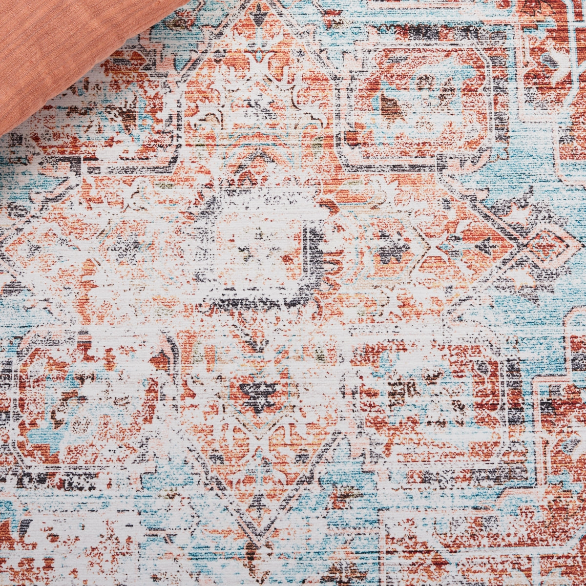 TURQUOISE / RUST