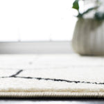 IVORY / BLACK