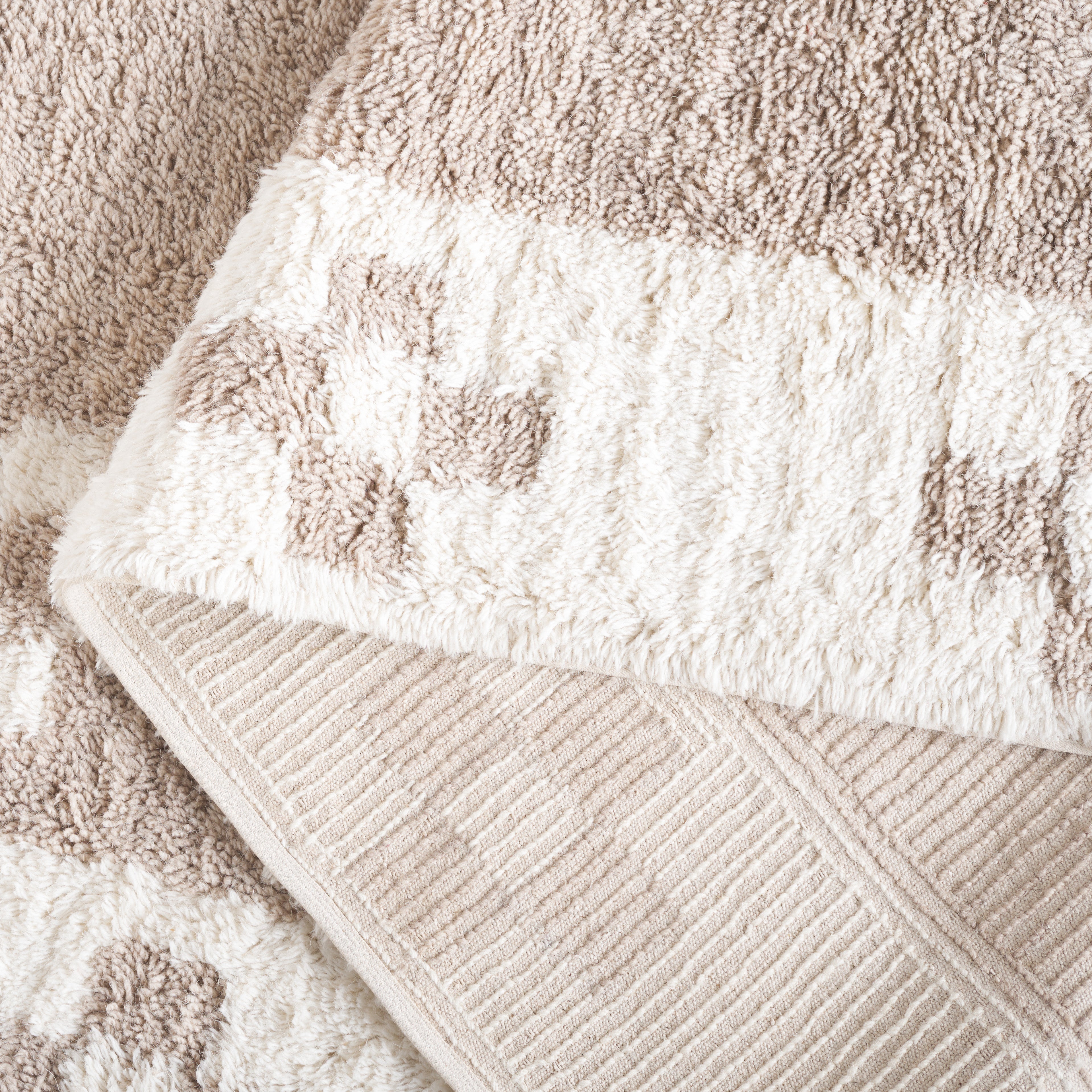 BEIGE / IVORY