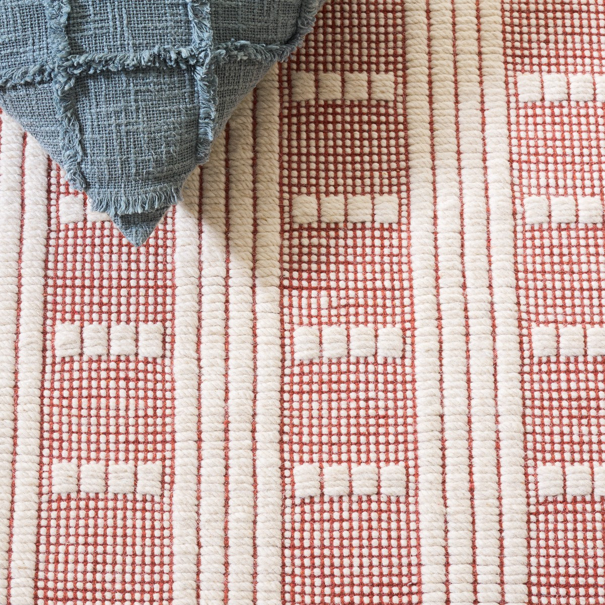 RUST / IVORY