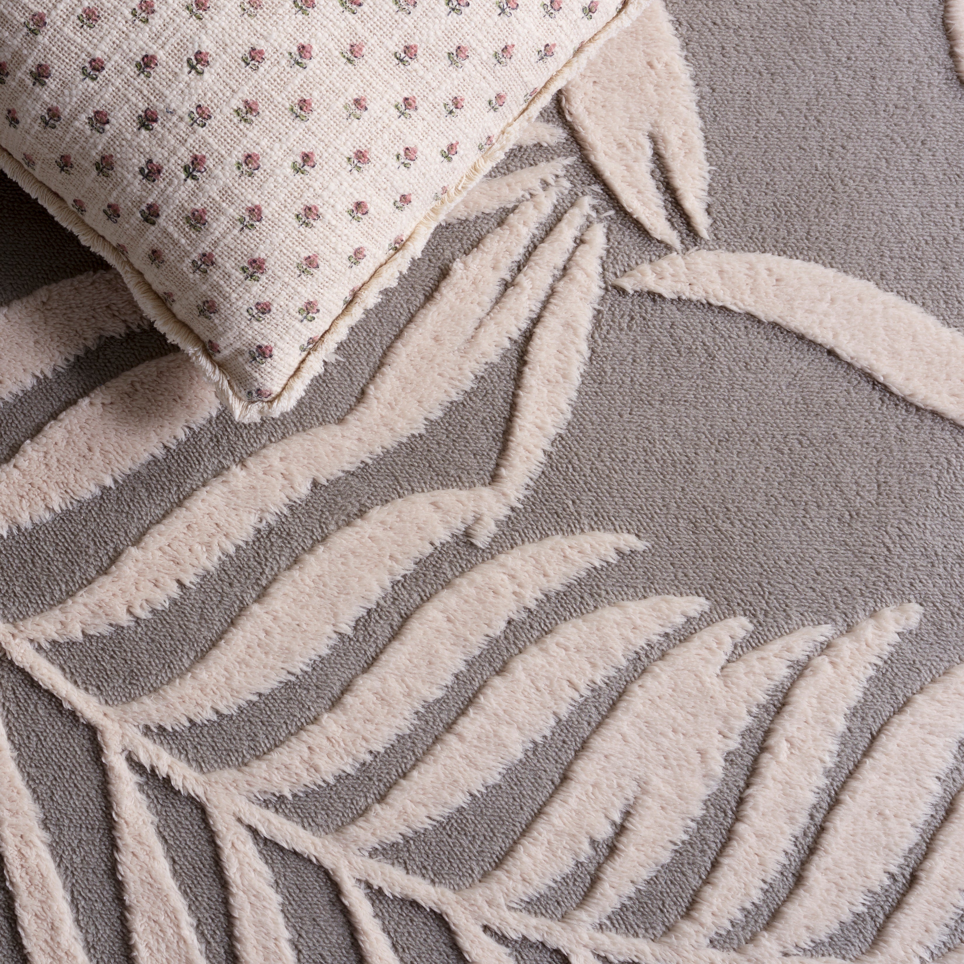 VERSAILLES 601 – GREY / BEIGE
