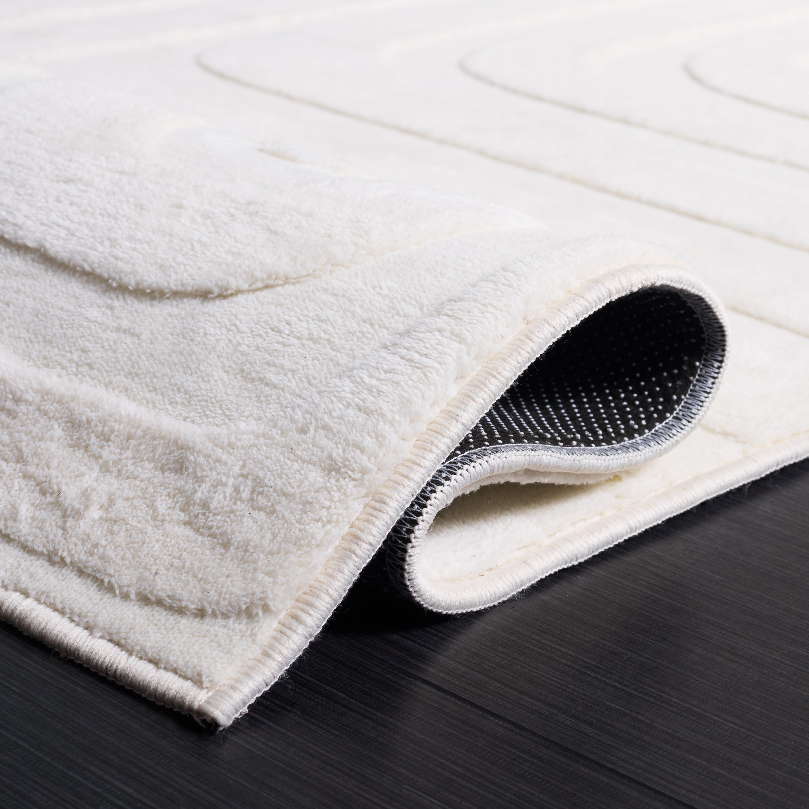 VERSAILLIES 660 – IVORY
