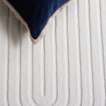 VERSAILLIES 661 – IVORY