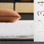 VERSAILLIES 662 – IVORY