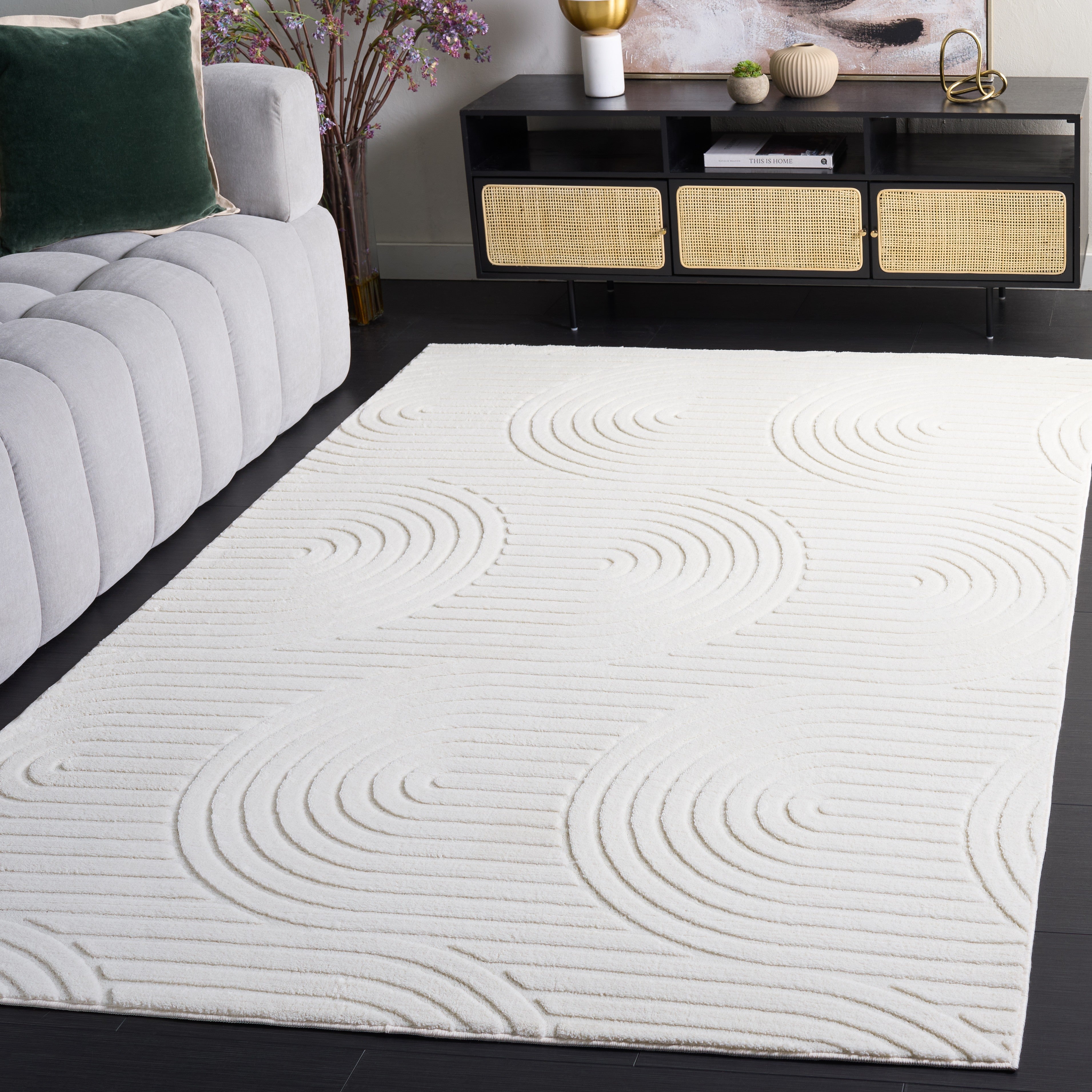 VERSAILLIES 663 – IVORY