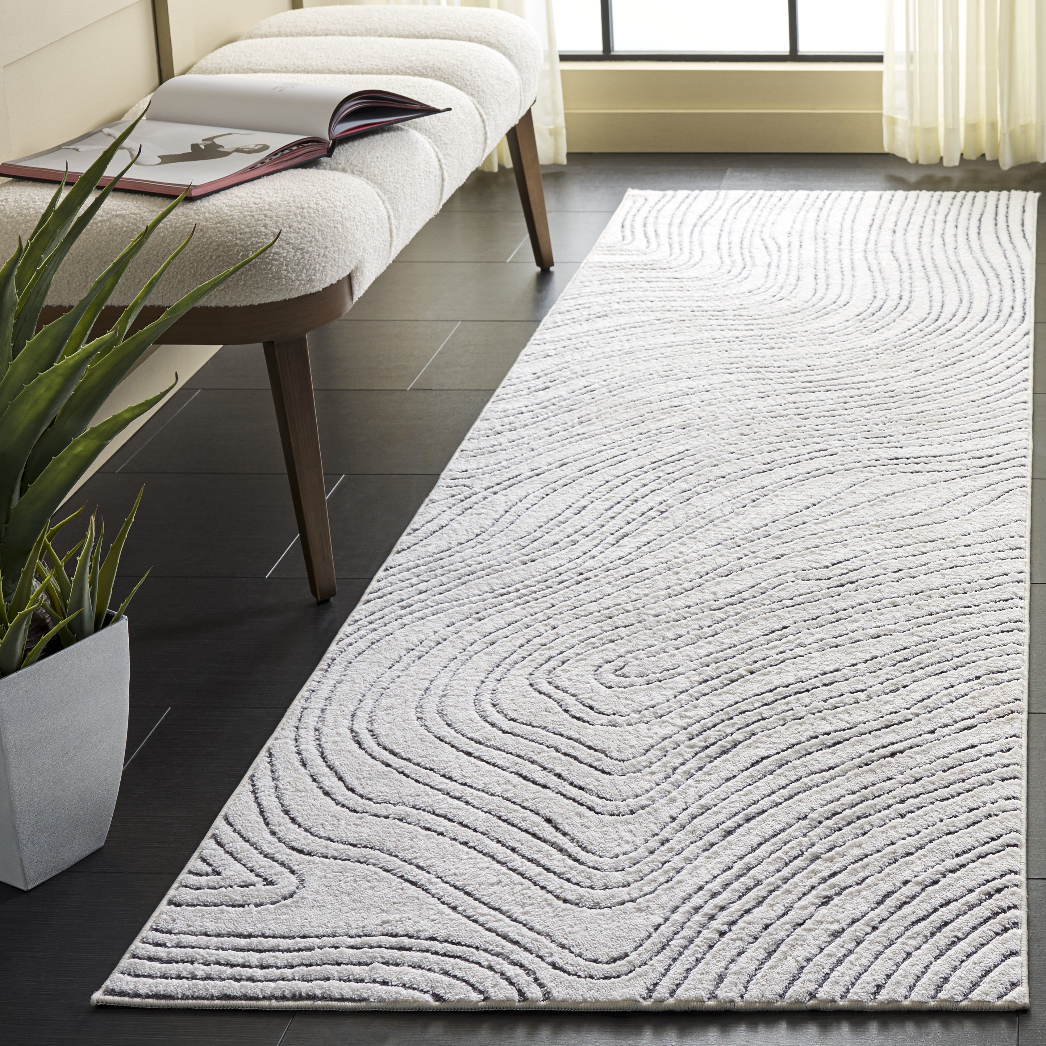 VERSAILLIES 665 – IVORY / GREY