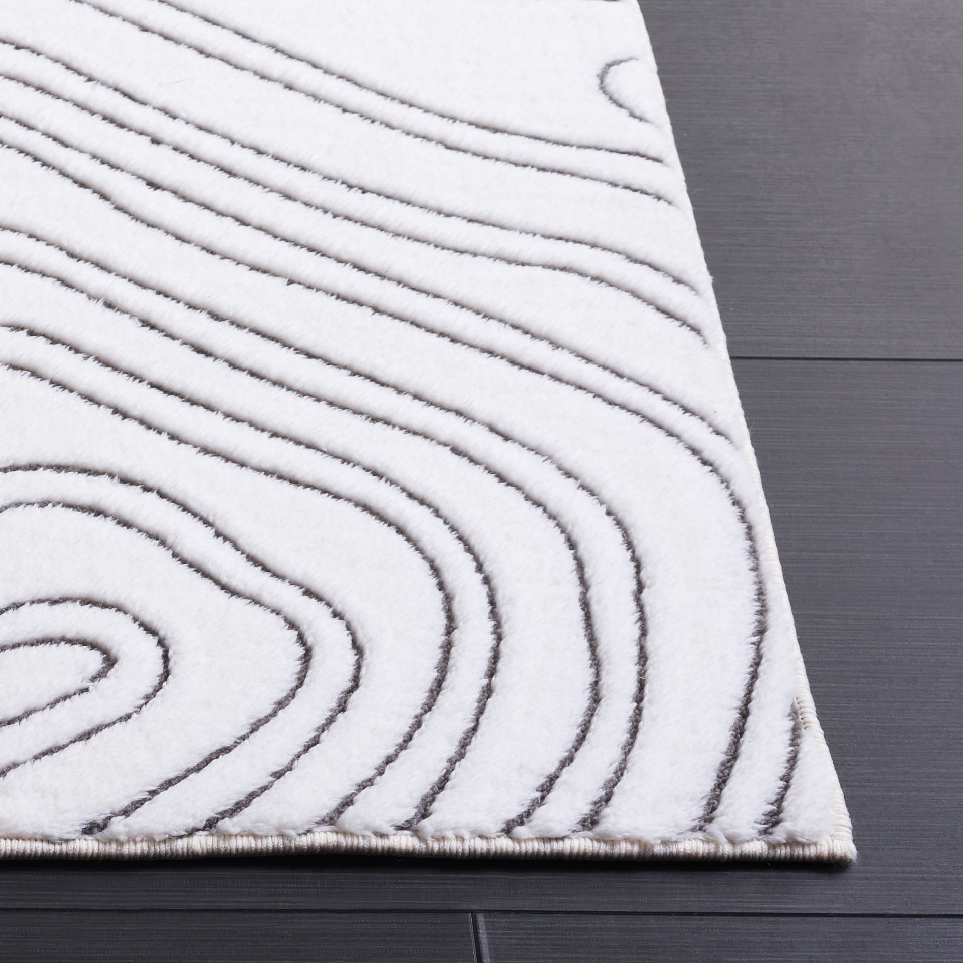 VERSAILLIES 665 – IVORY / GREY