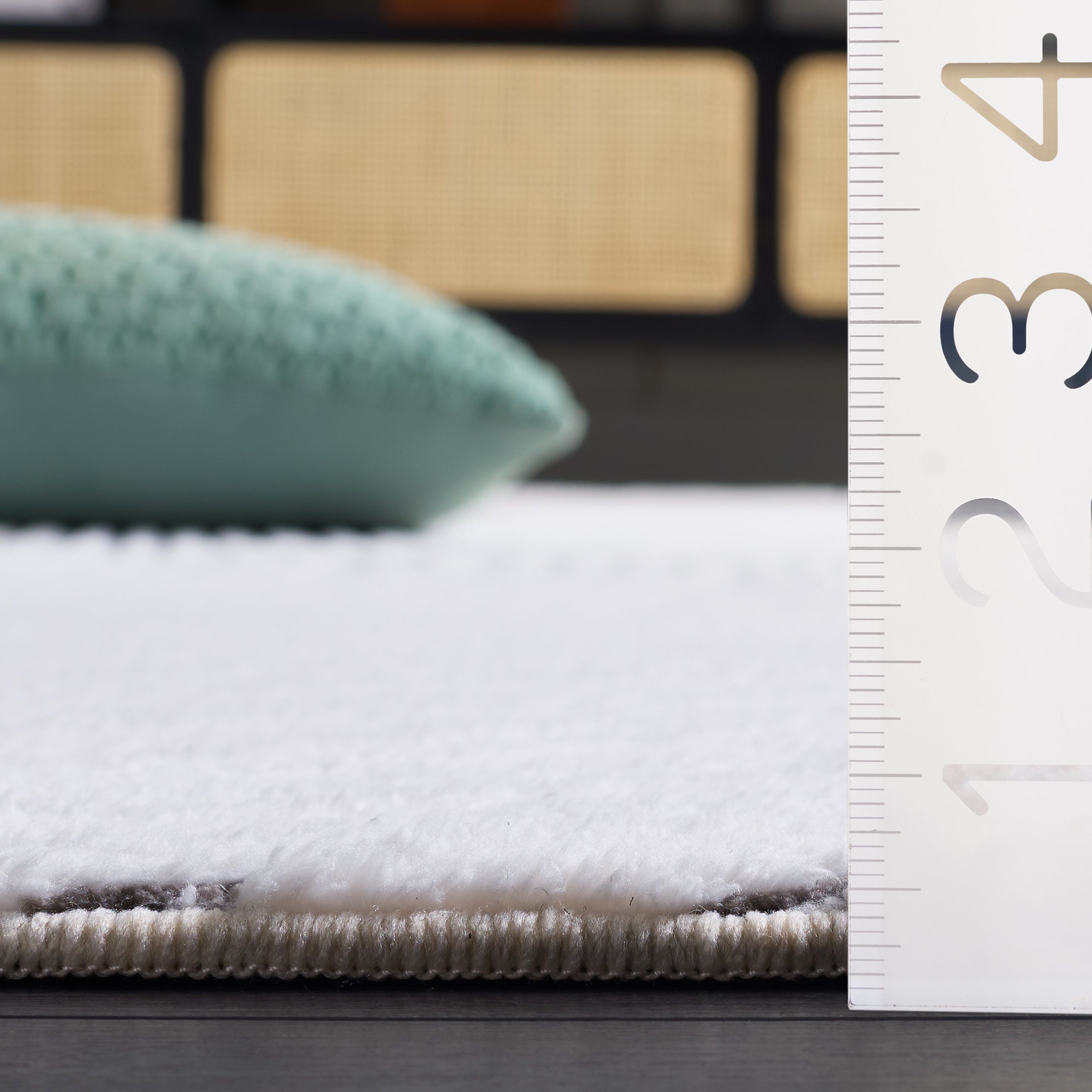 VERSAILLIES 665 – IVORY / GREY