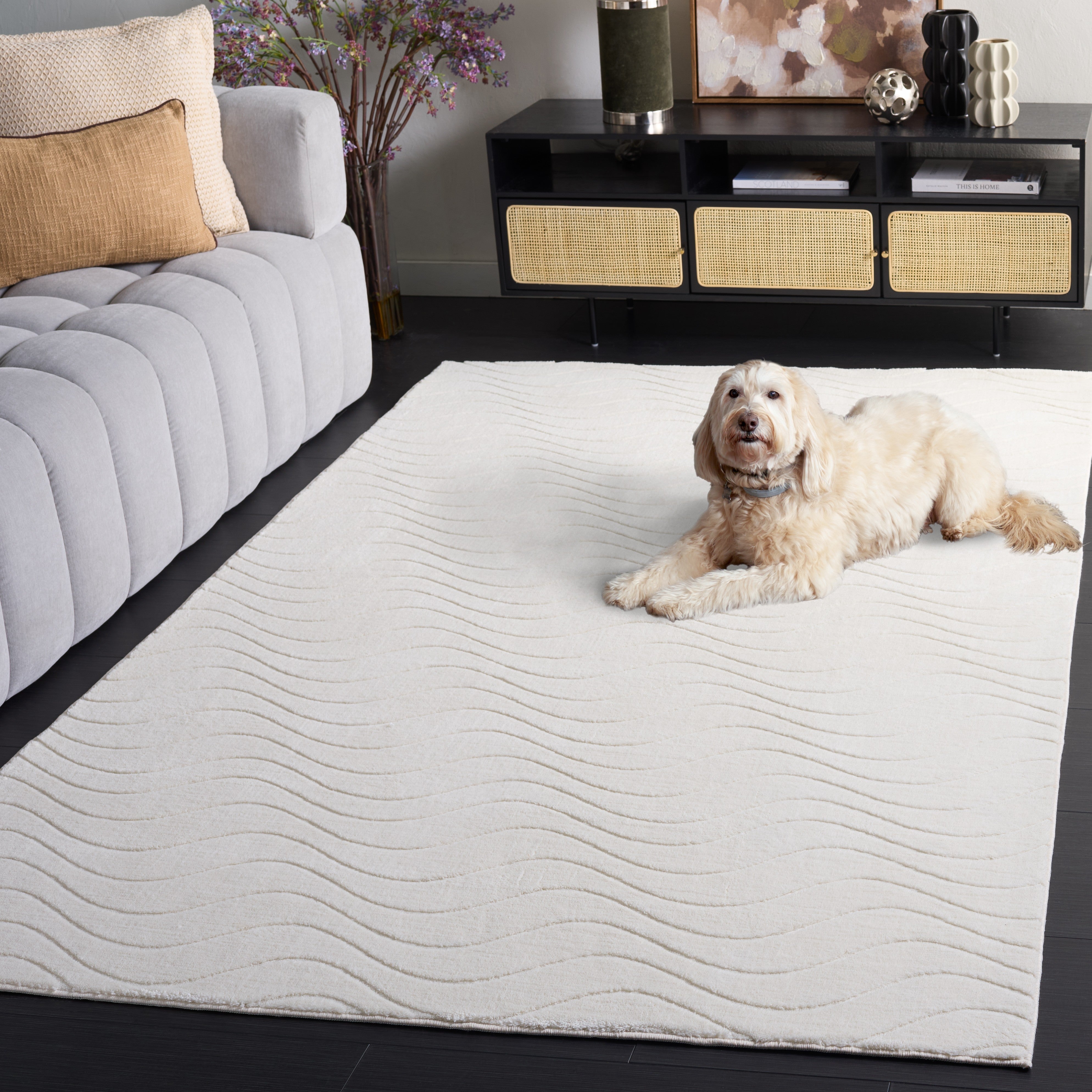 VERSAILLIES 670 – IVORY