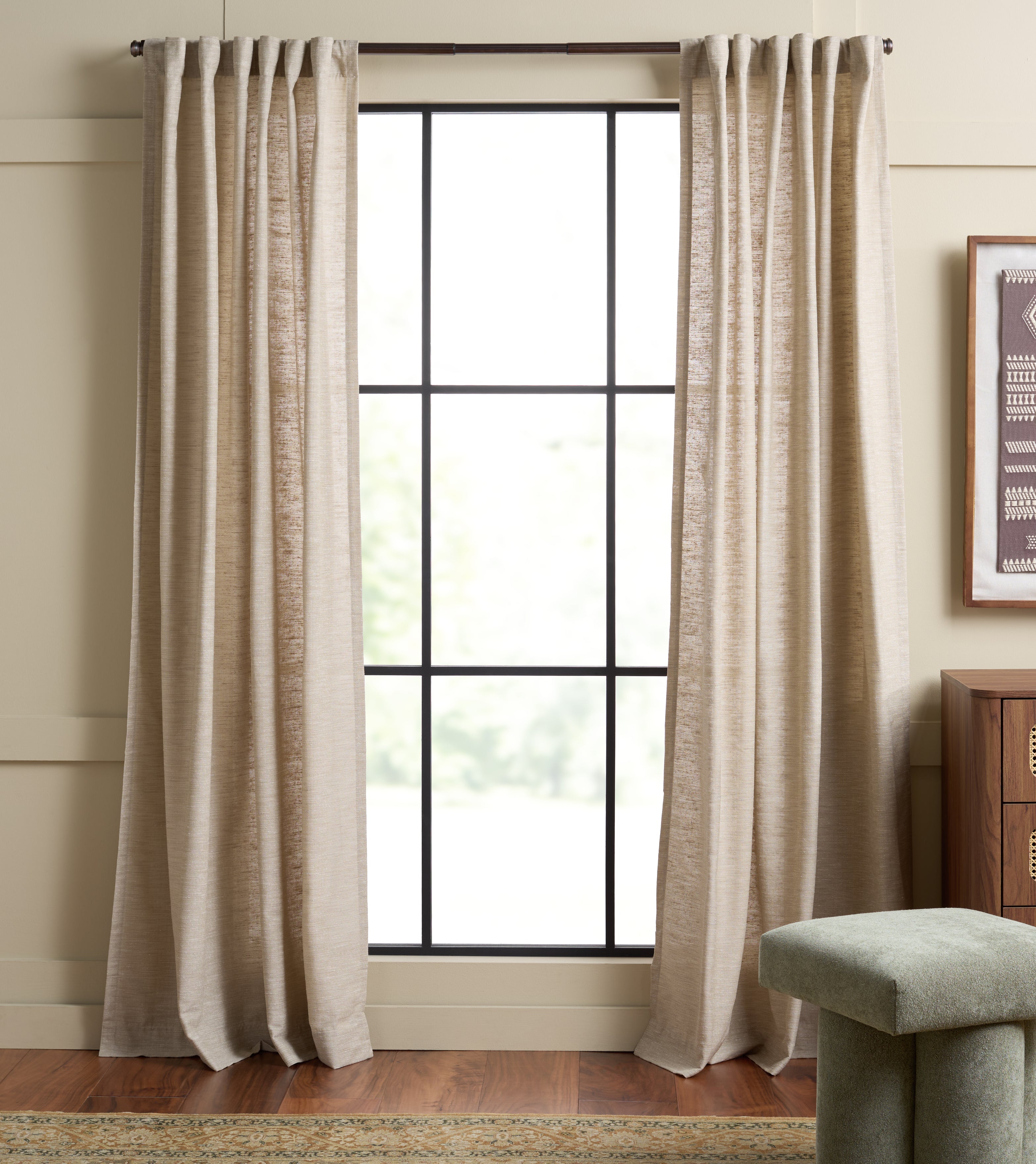 LIGHT TAUPE