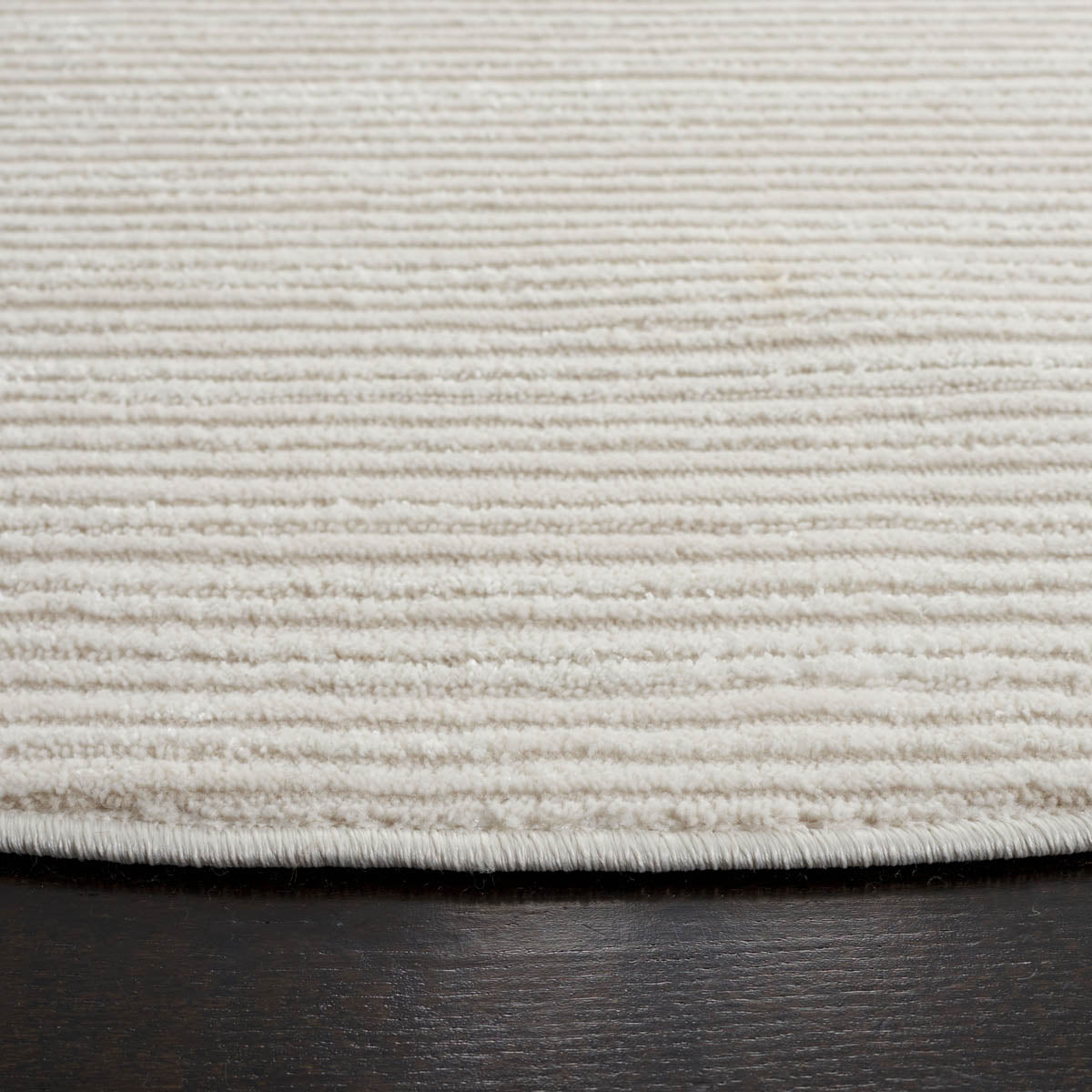 Safavieh Whisper 565 Rug, WHS565 - Ivory / Ivory