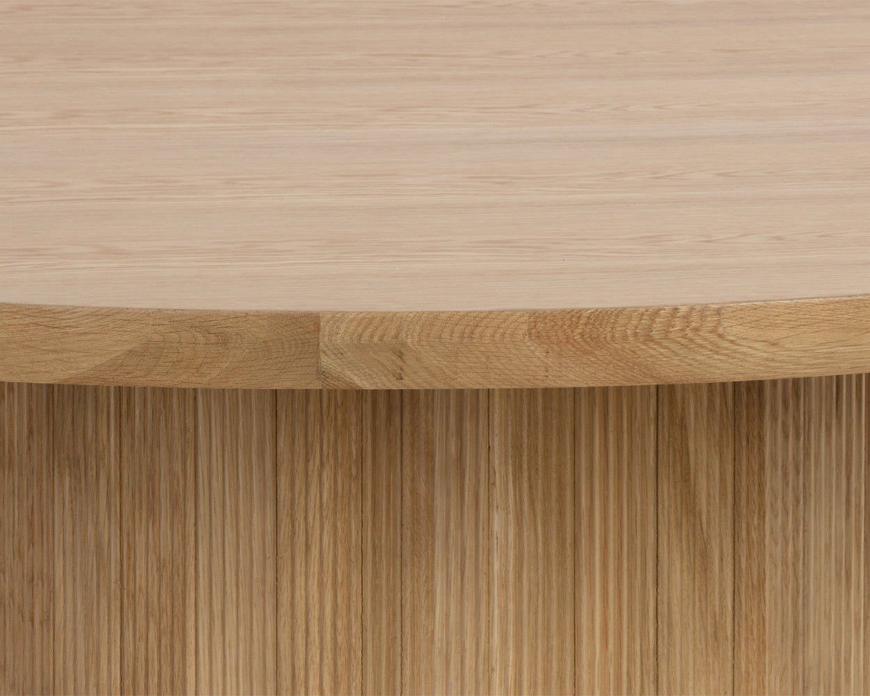 Kalla Dining Table -