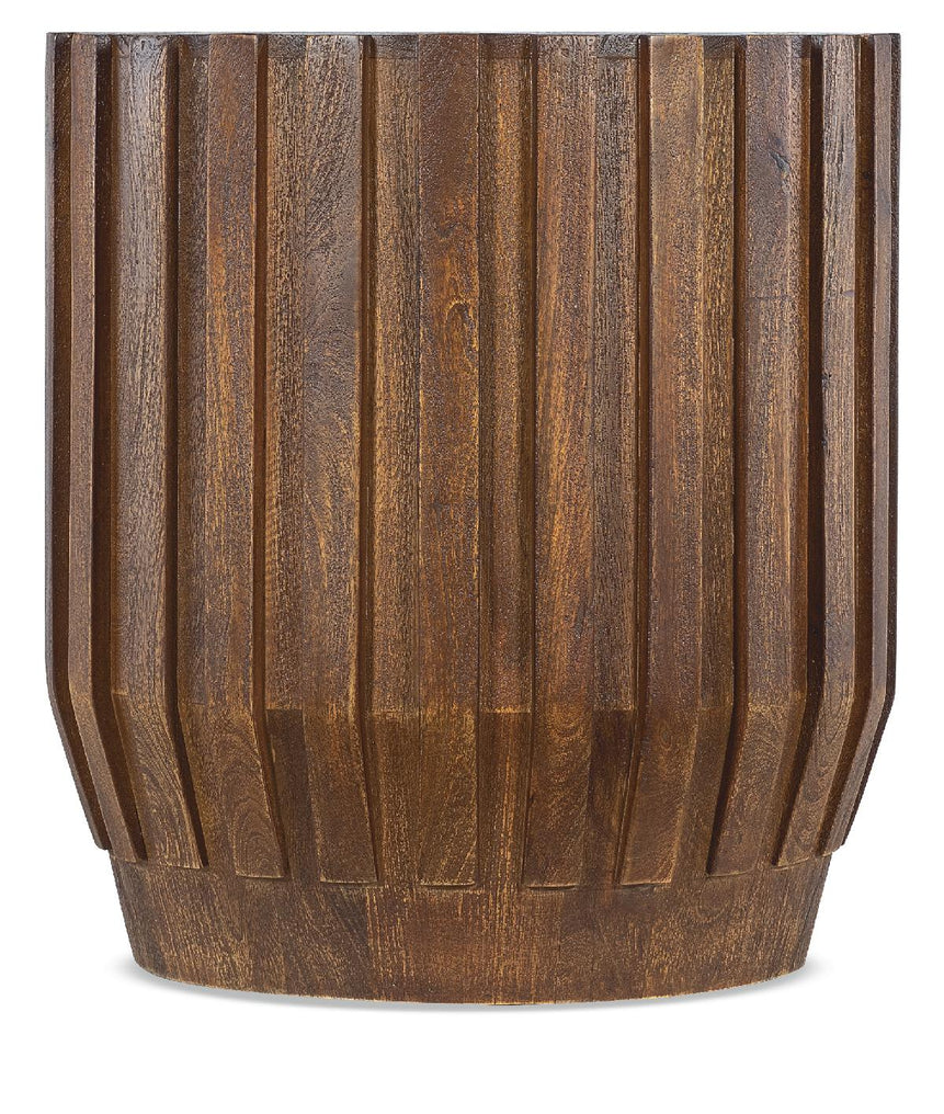 Commerce and Market Gears Round End Table | Hooker Furniture - 7228-80212-85