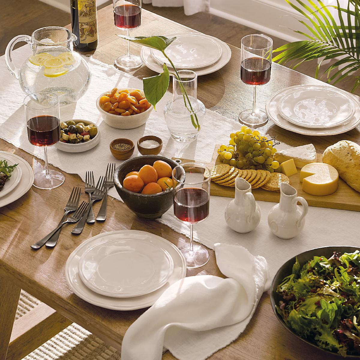 Vineyard Row Rectangle Dining Table with Two 20-inch Leaves | Hooker Furniture - 6952-75217-80