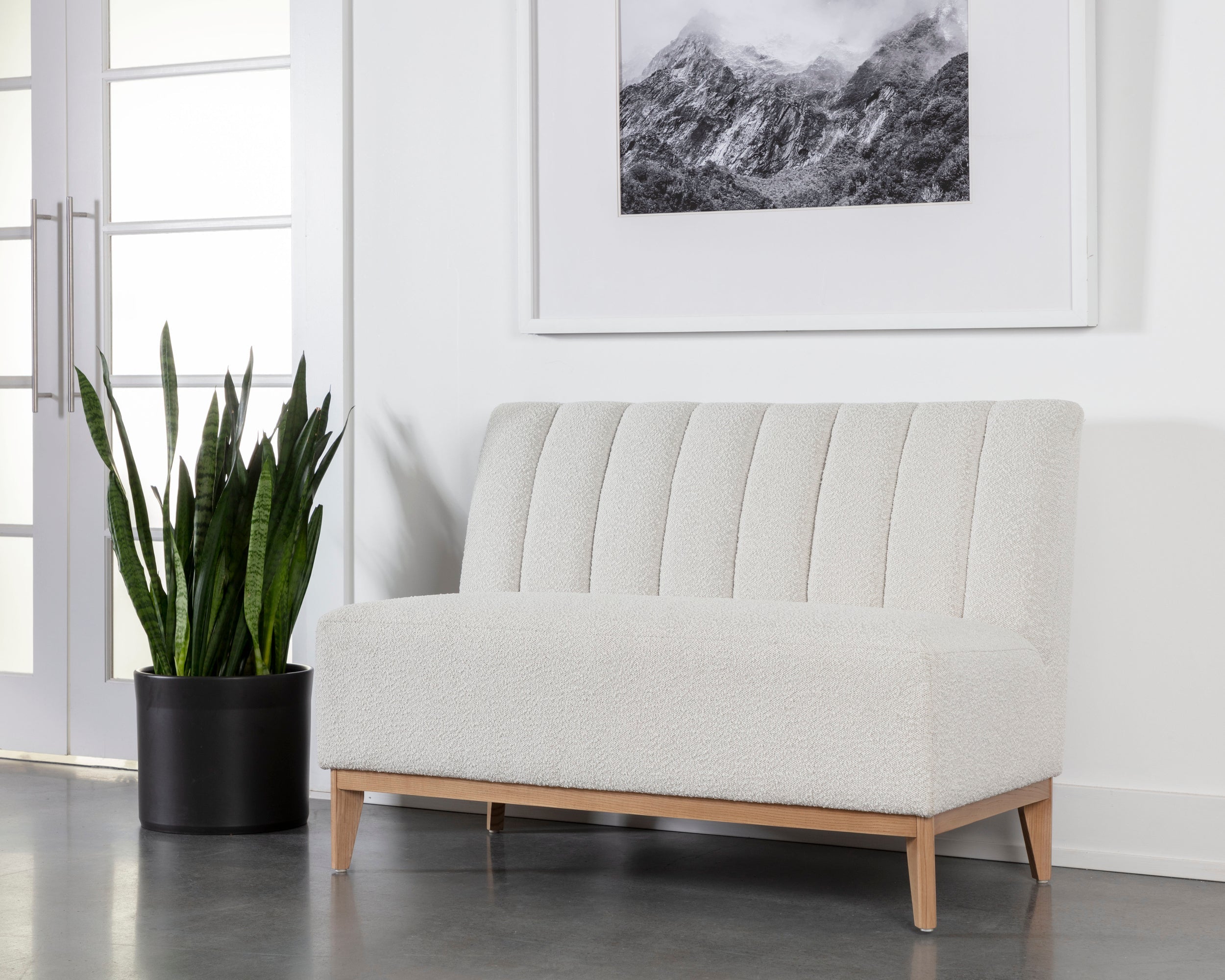 Kosovo Banquette - Natural  Copenhagen White