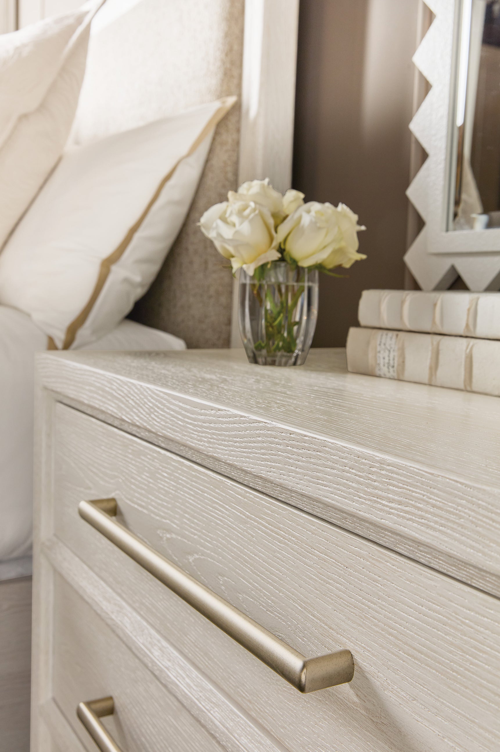 White/Cream/Beige