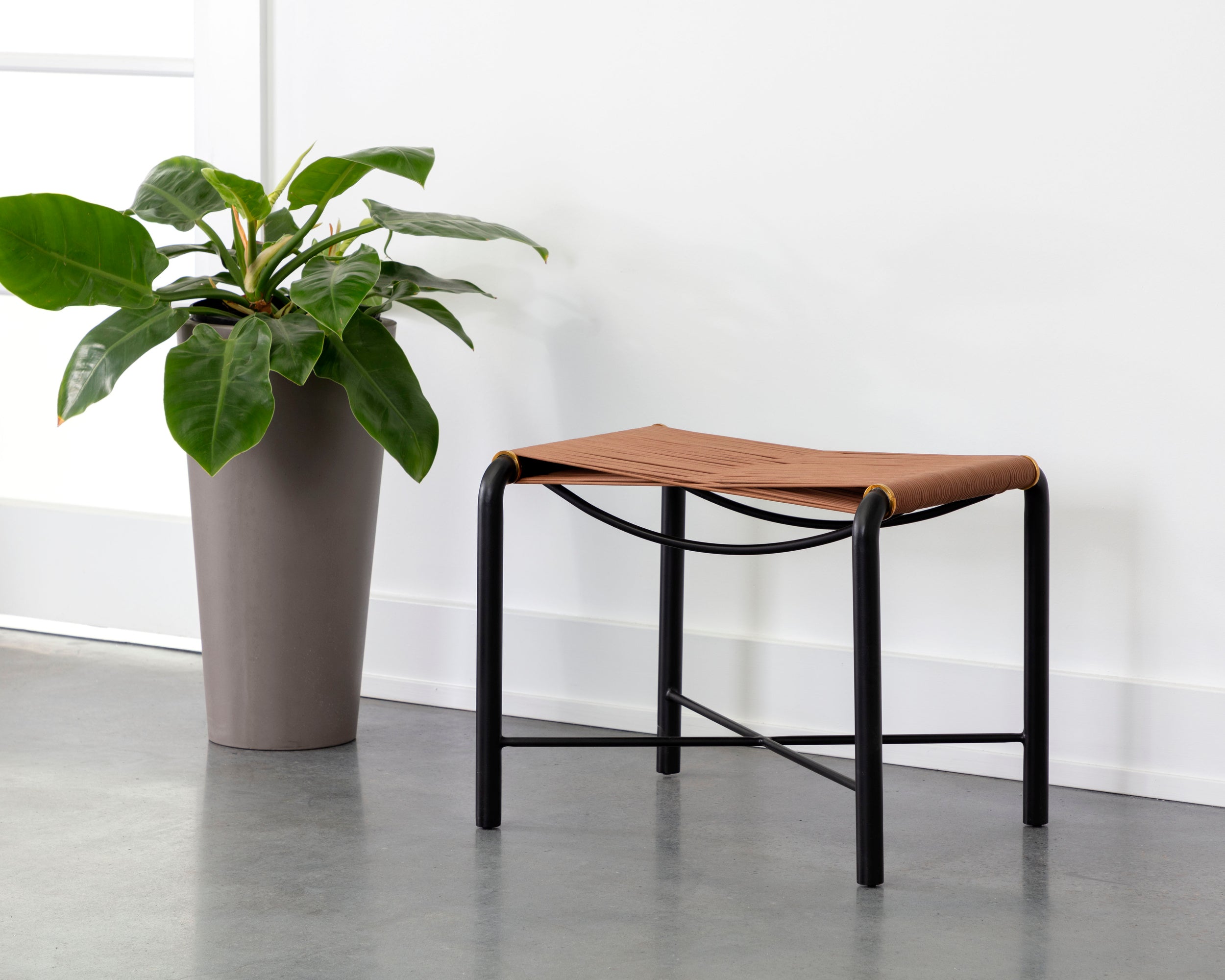 Riz Stool - Tan Leather