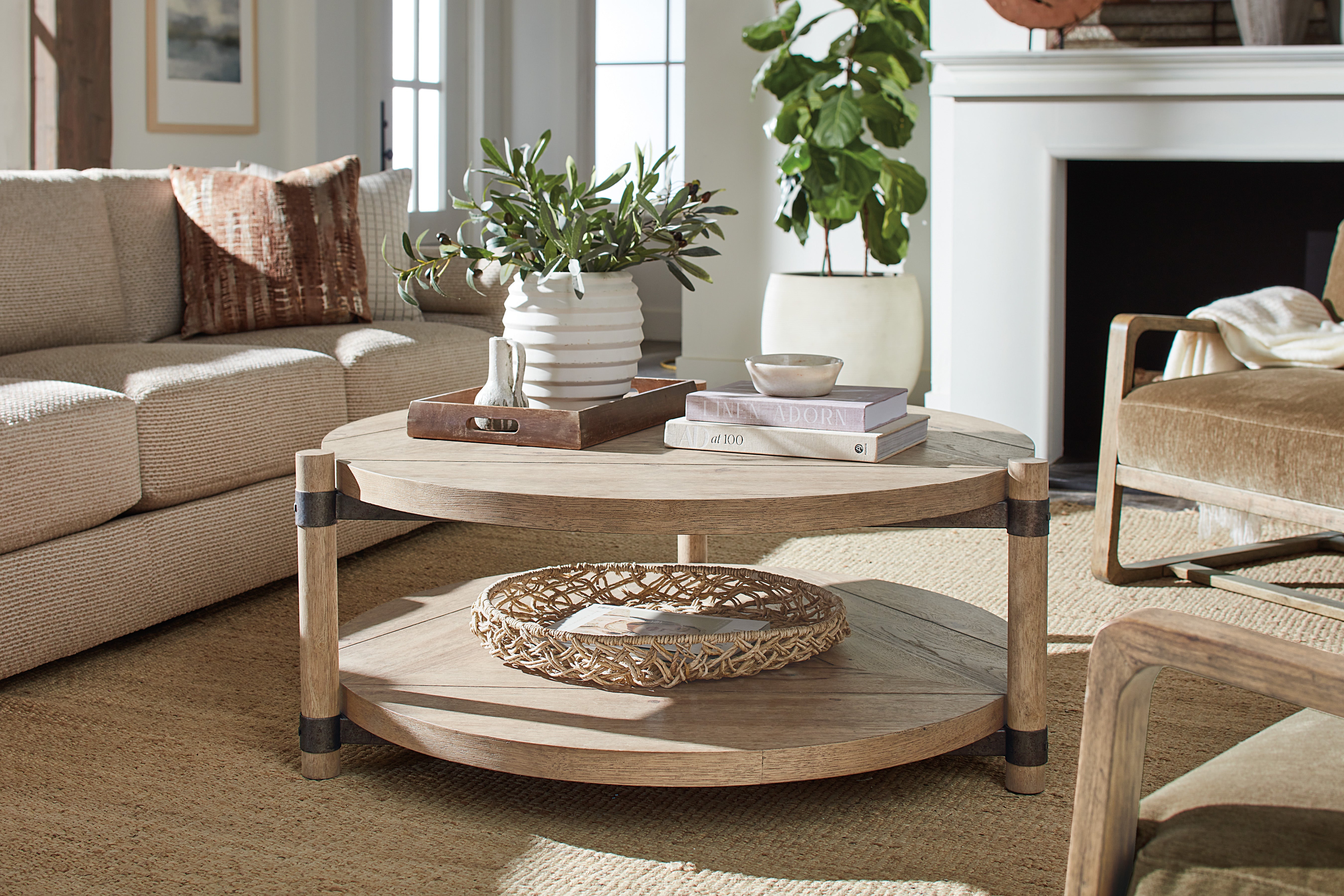 Vineyard Row Round Cocktail Table | Hooker Furniture - 6952-80211-80