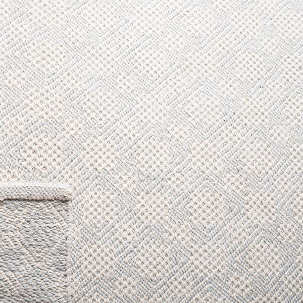 Safavieh Cotton Kilim 222 Rug, KLC222 - Light Blue / Ivory