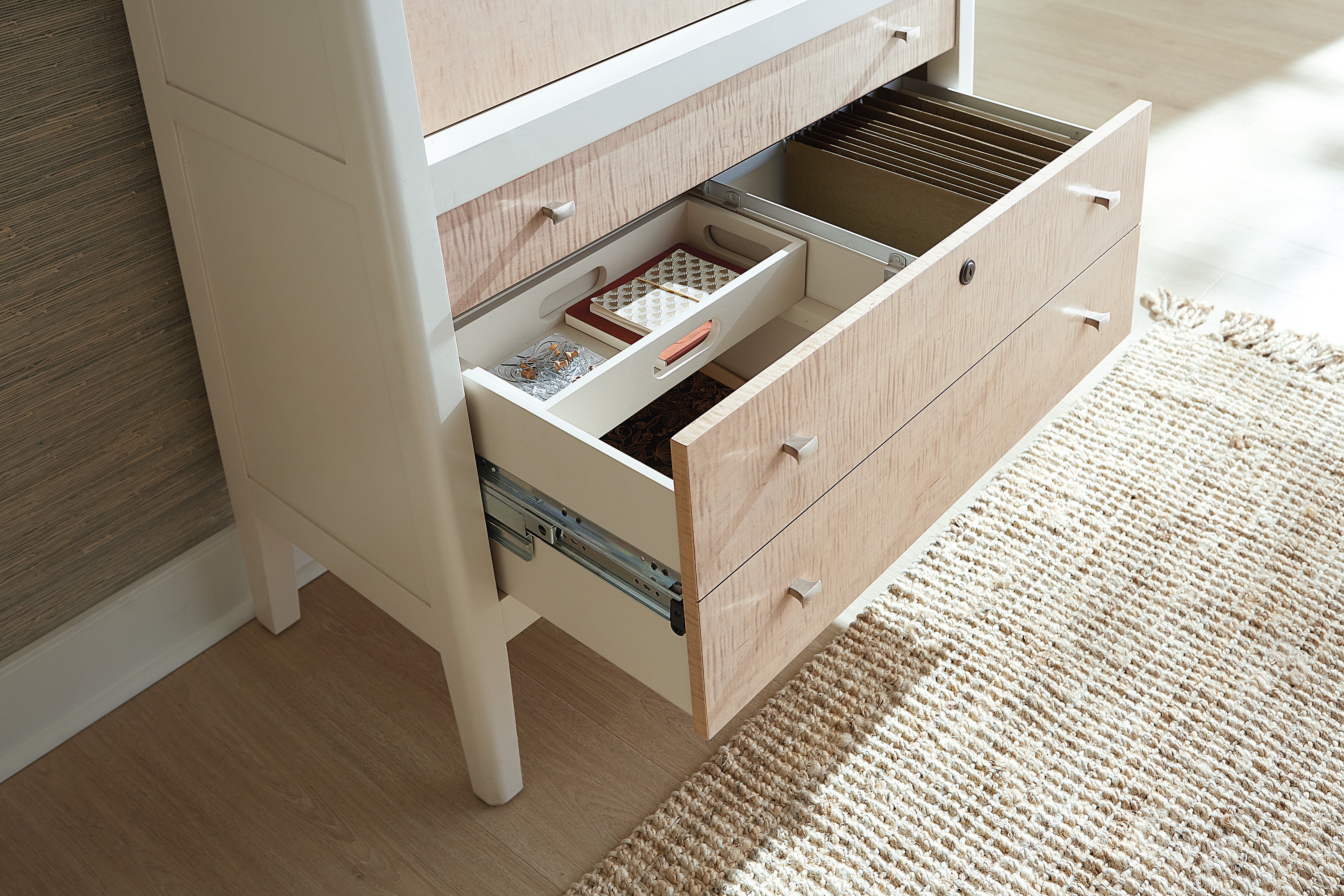 Hera Hub | Hooker Furniture - 6052-10309-80