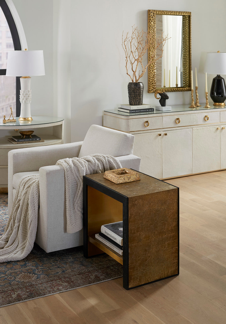 Villa & House Odeon Side Table - Thumbnail 3