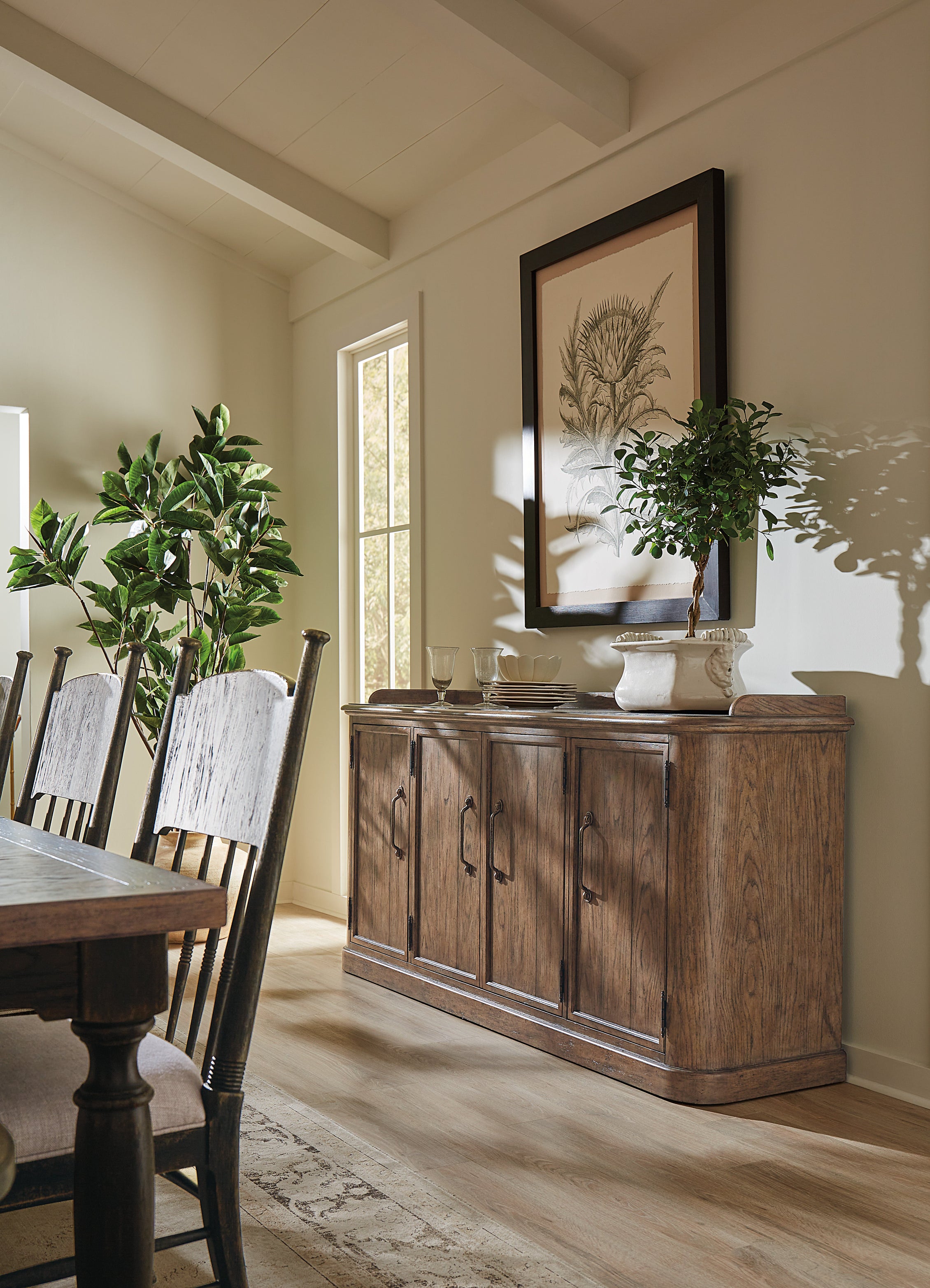 Americana Four-Door Buffet | Hooker Furniture - 7050-75900-85